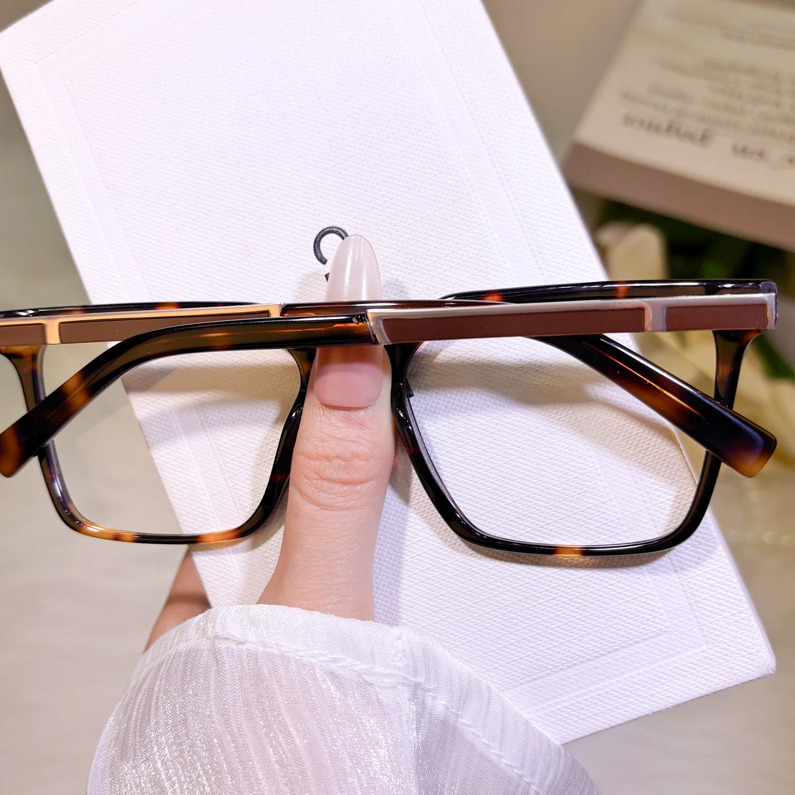 Kim Eyeglasses - Image 12