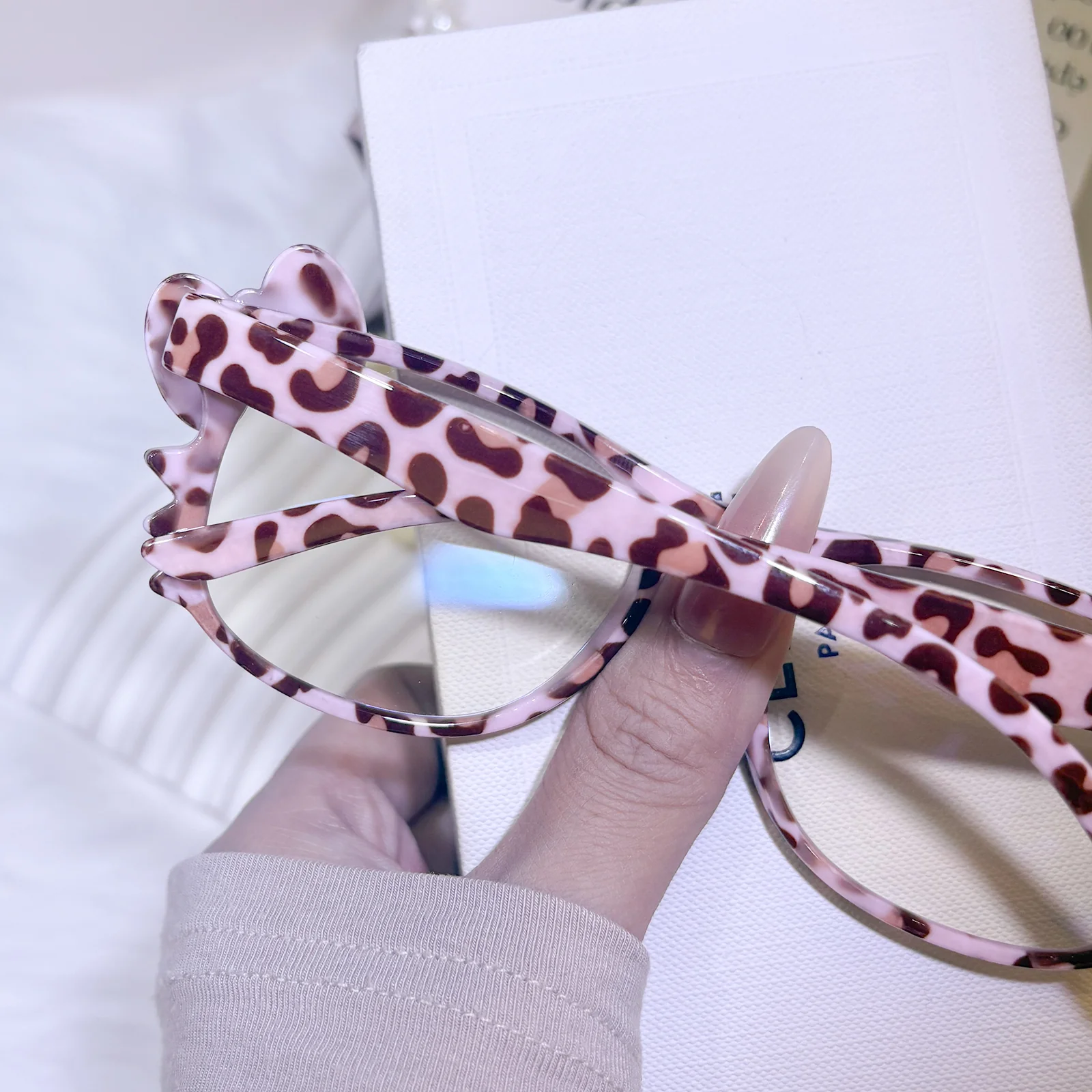 Kitten Eyeglasses - Image 27