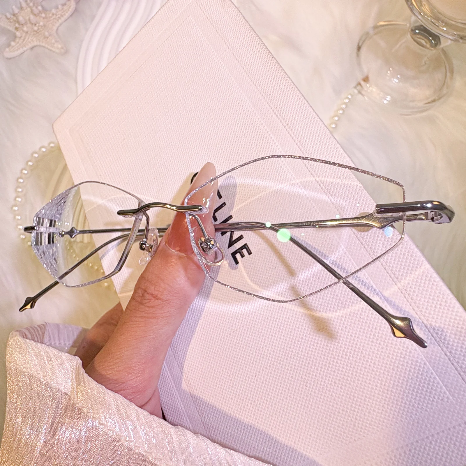 Lami Eyeglasses - Image 11