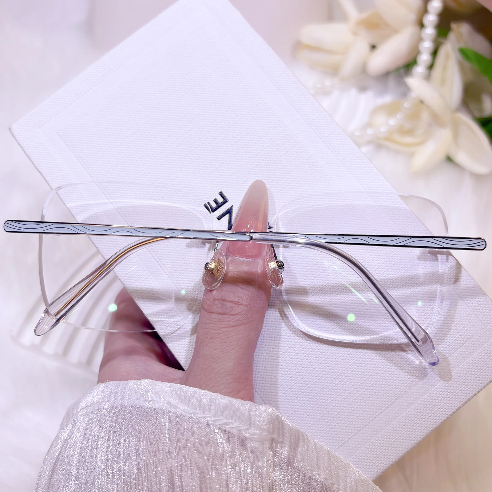 Larson Eyeglasses - Image 4