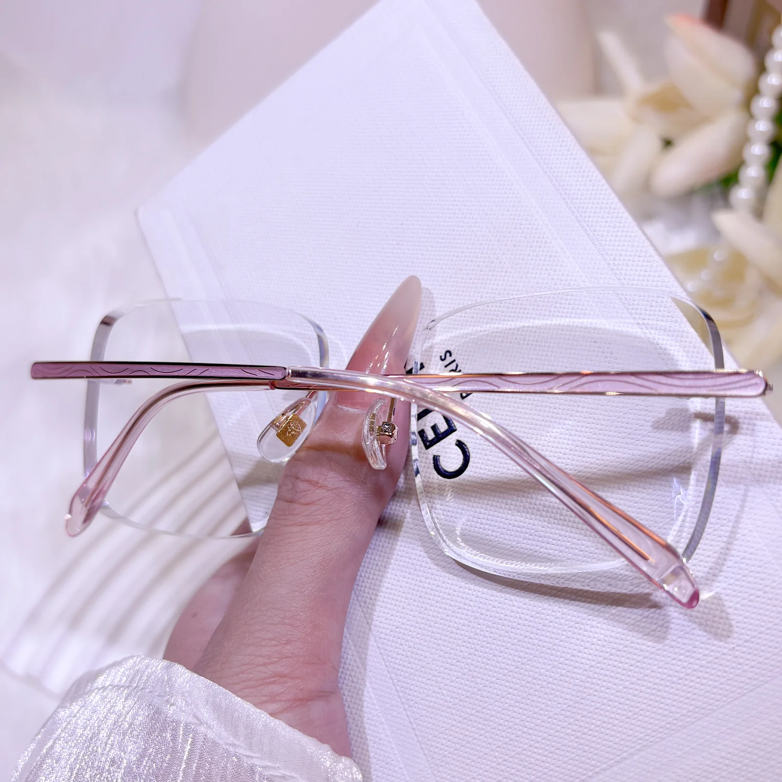 Larson Eyeglasses - Image 9