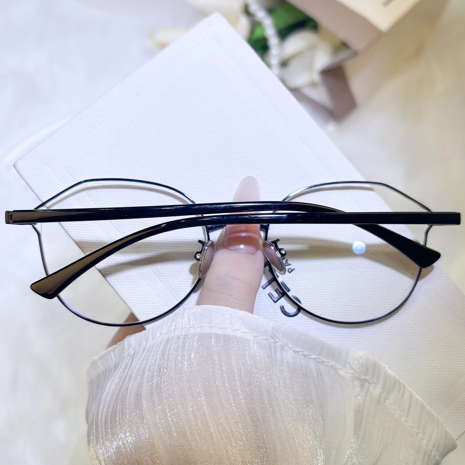 Leila Eyeglasses - Image 4