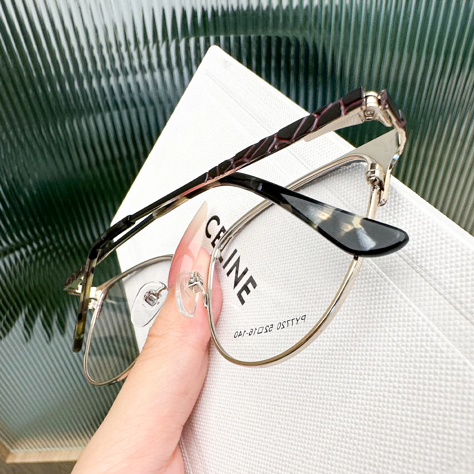 Leon Eyeglasses - Image 3