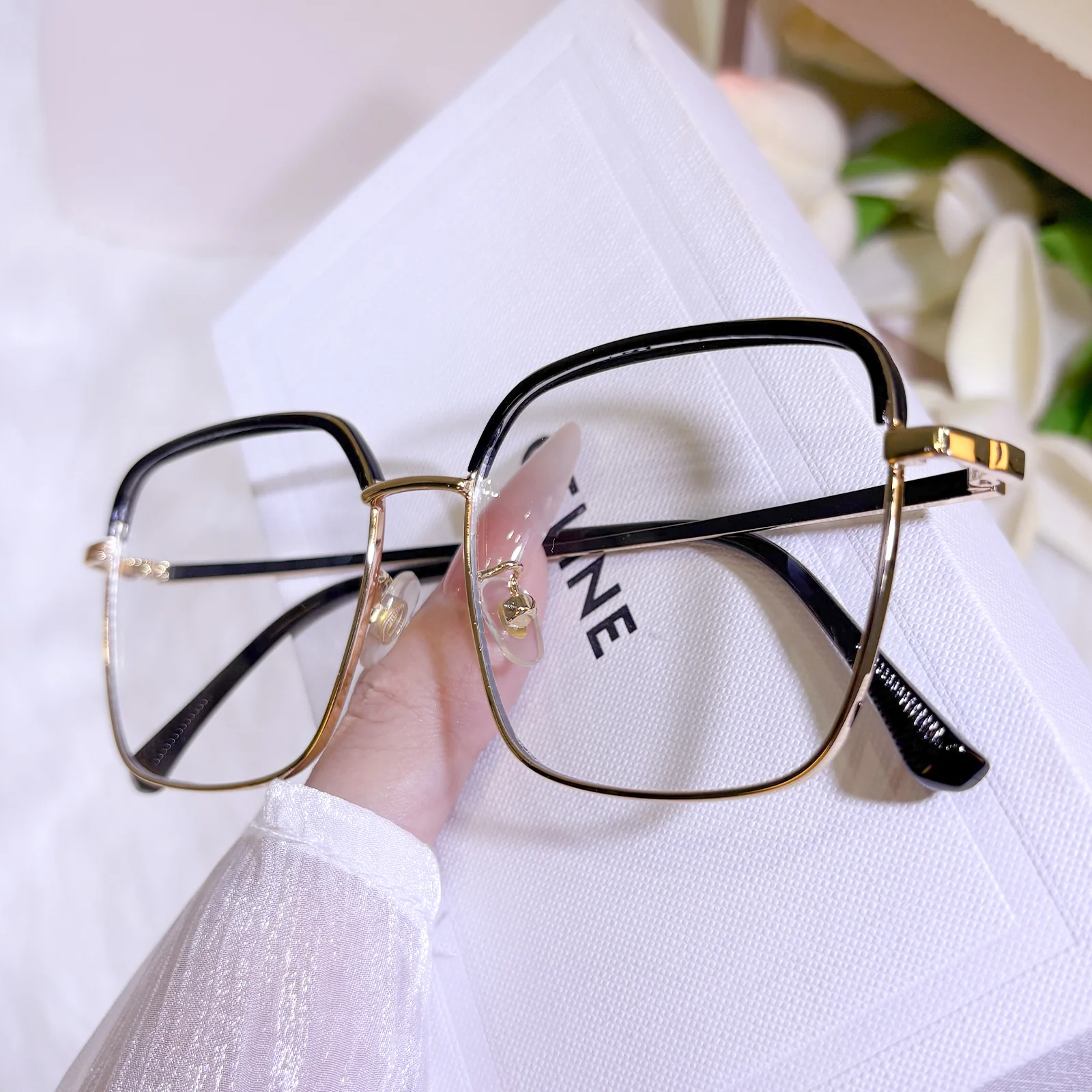 Lida Eyeglasses - Image 5