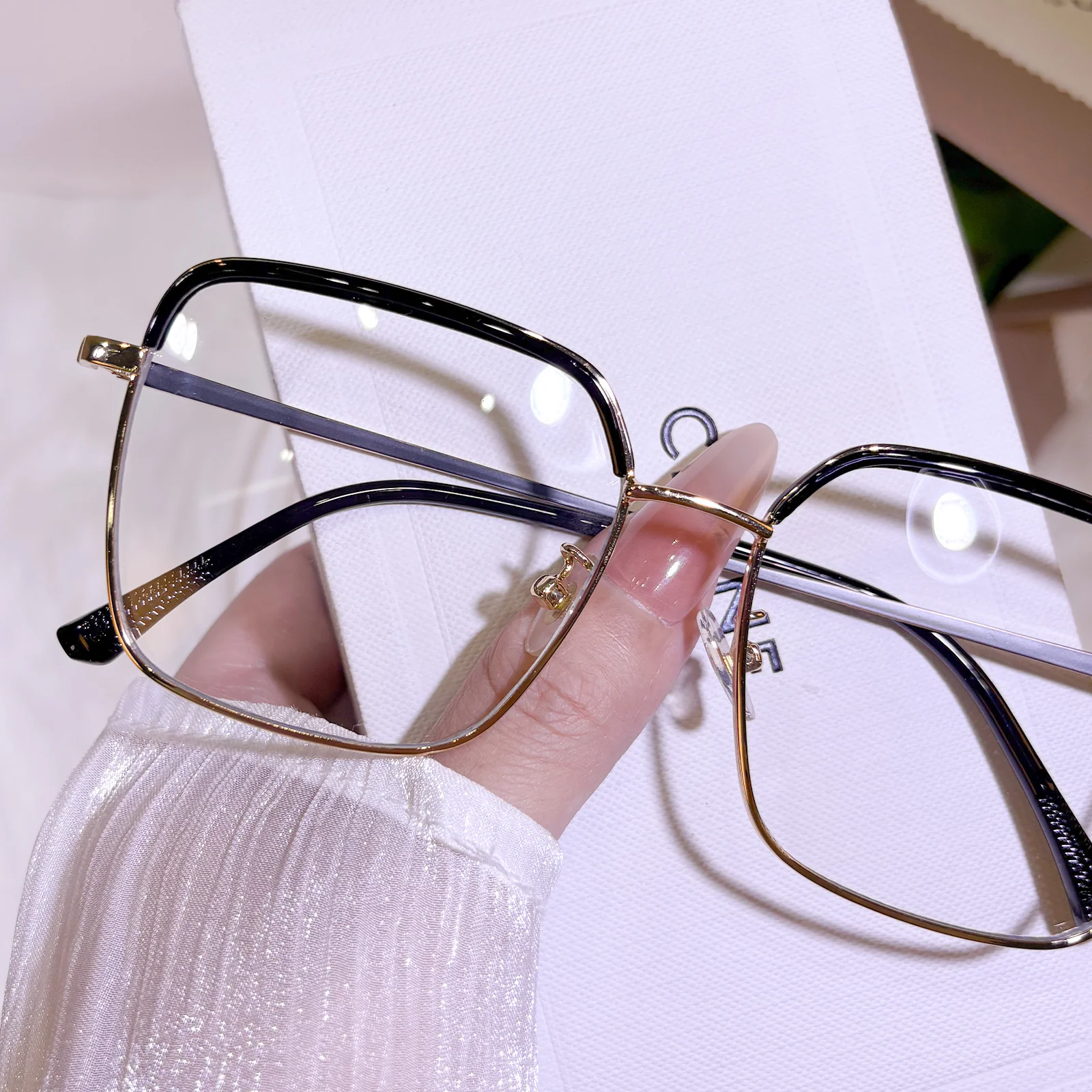 Lida Eyeglasses - Image 6