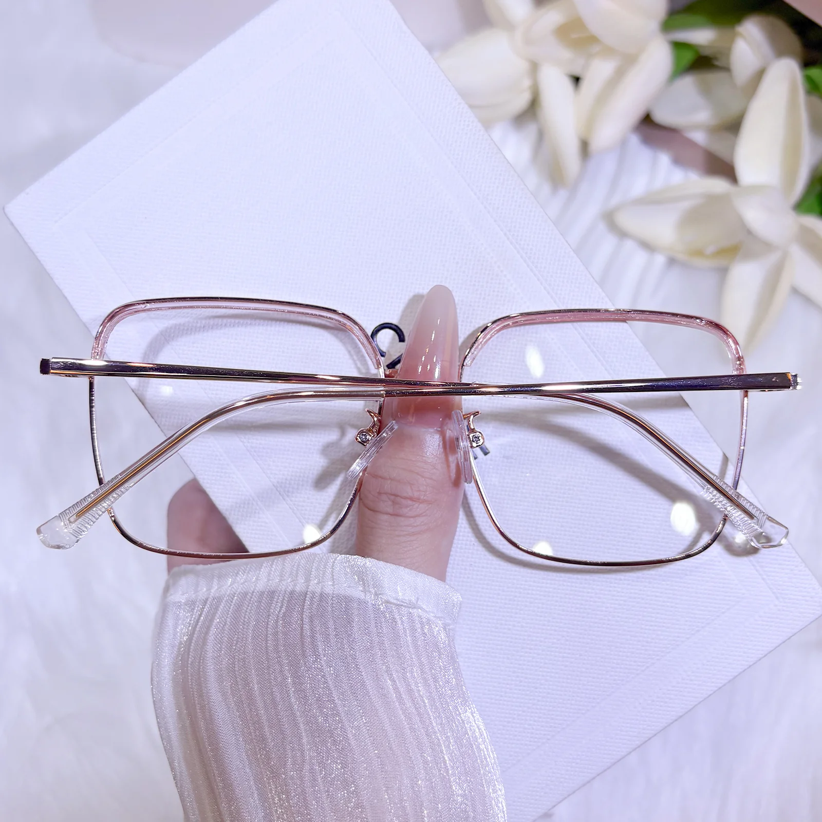 Lida Eyeglasses - Image 9