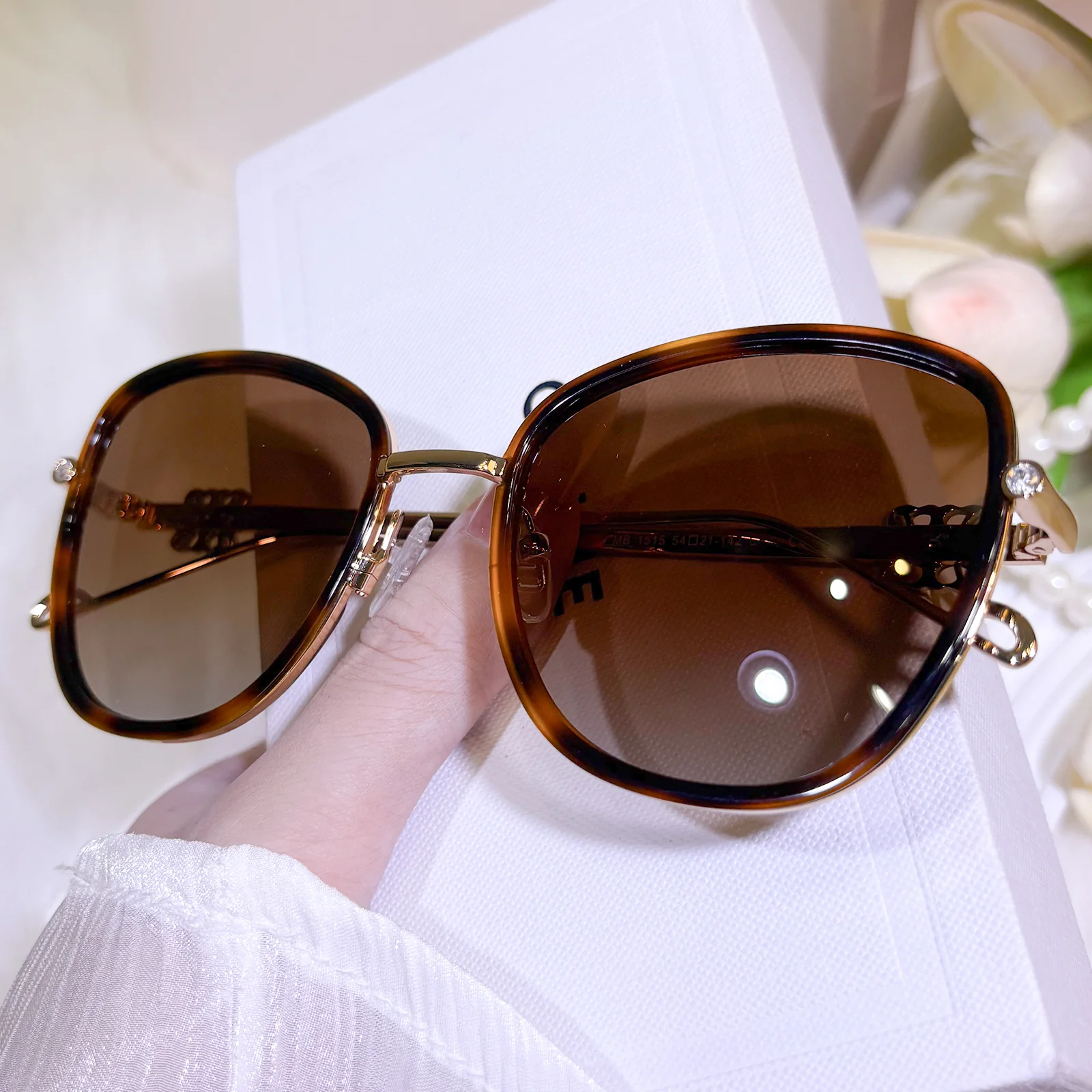 Linnea Sunglasses - Image 3