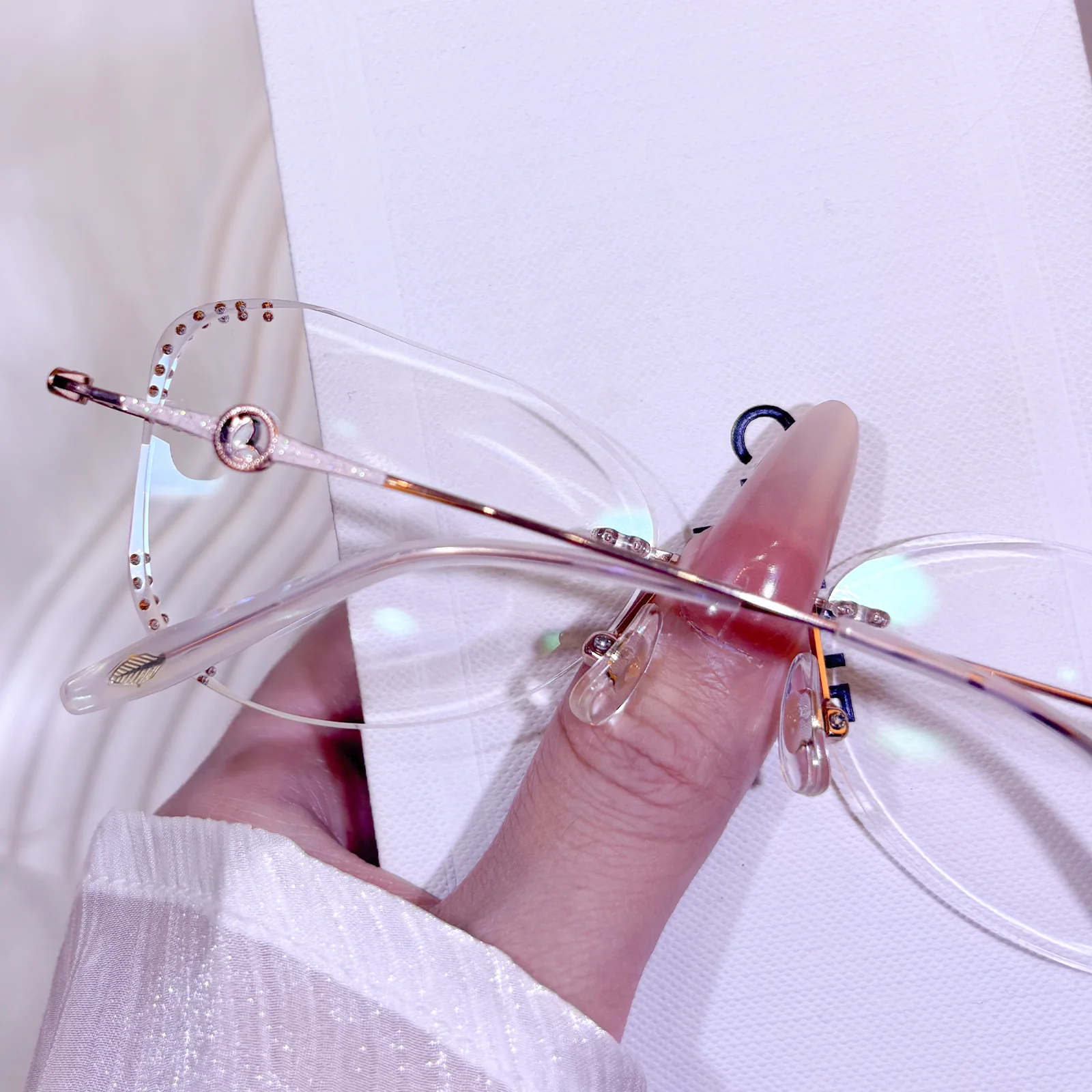 Lola Eyeglasses - Image 12