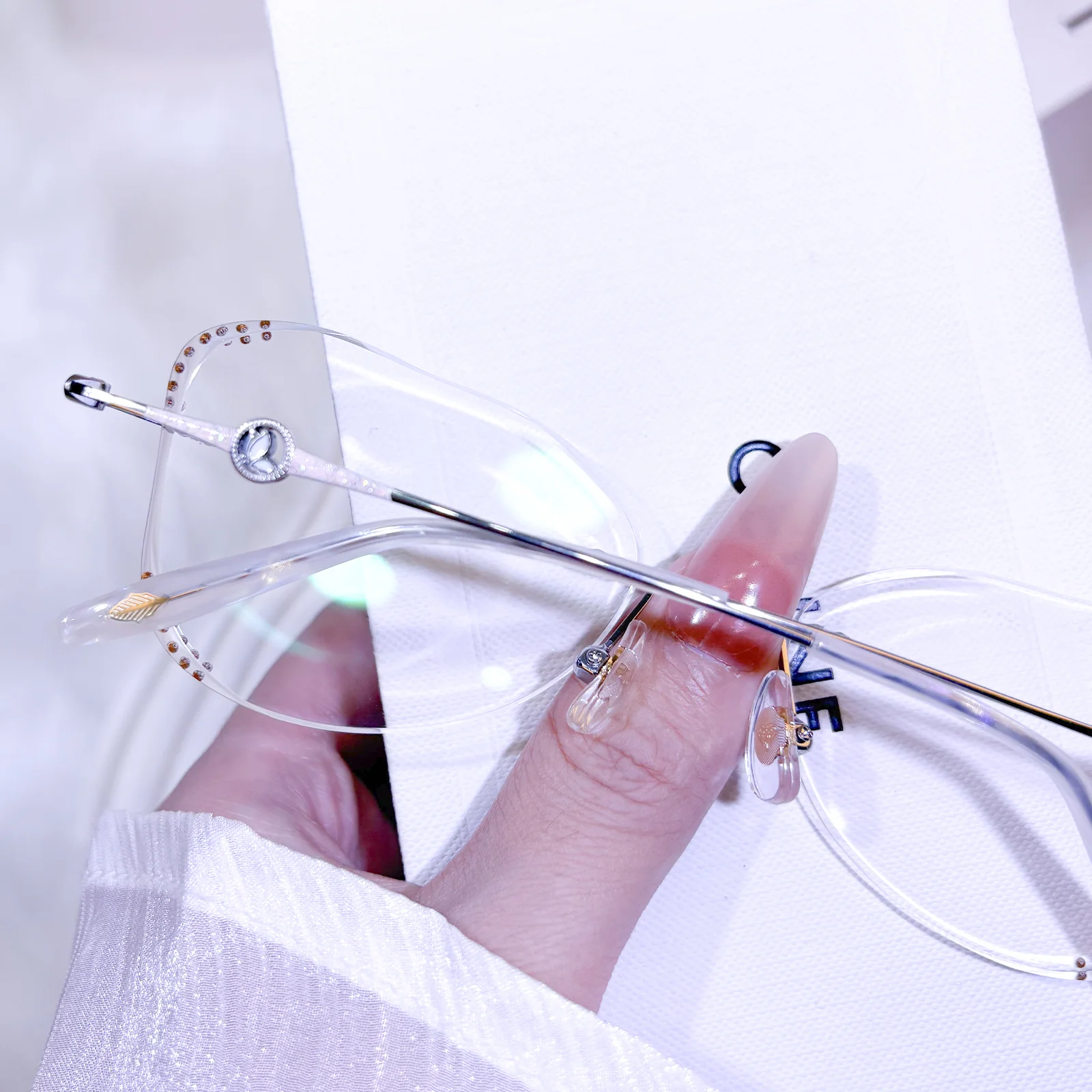 Lola Eyeglasses - Image 6