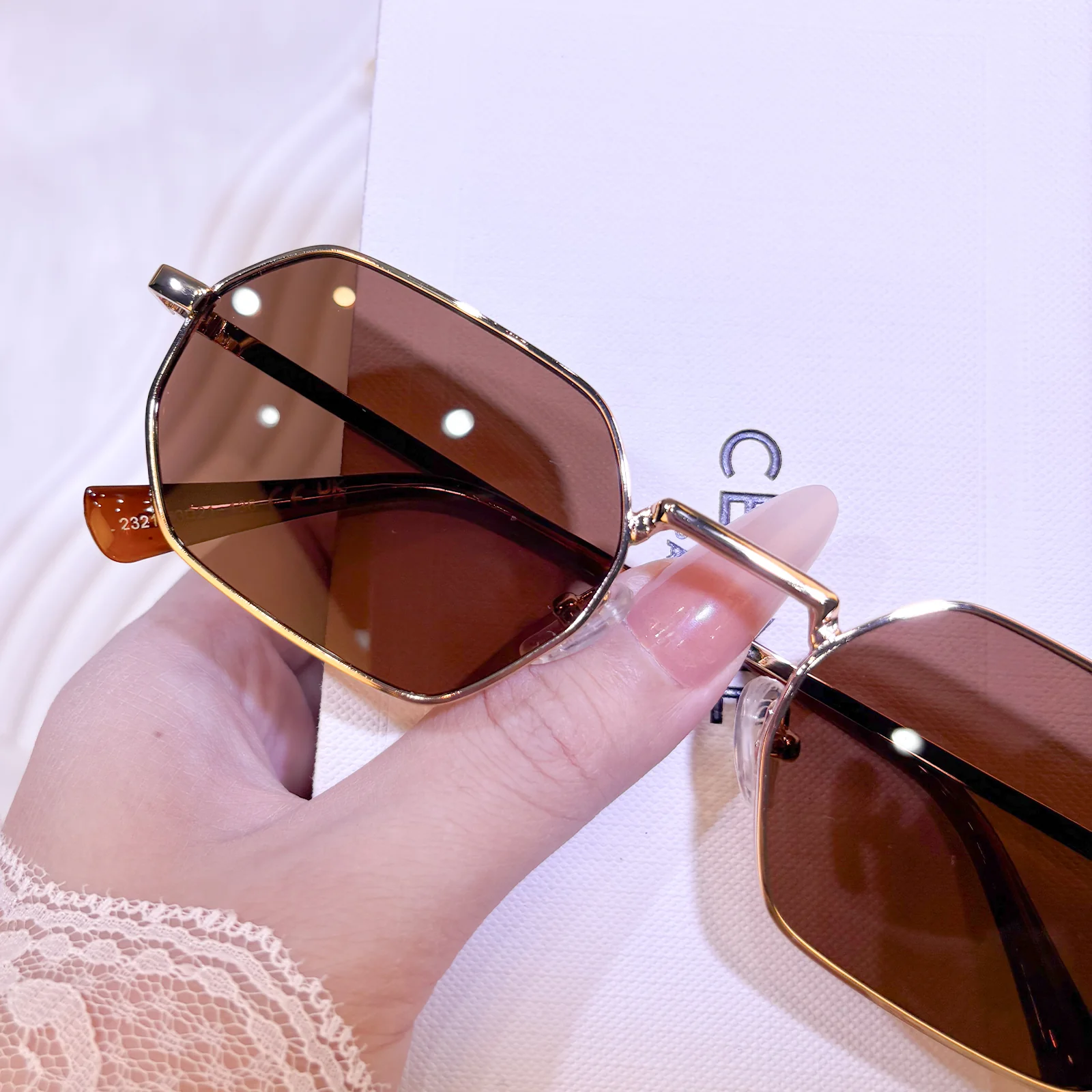 Loren Sunglasses - Image 11