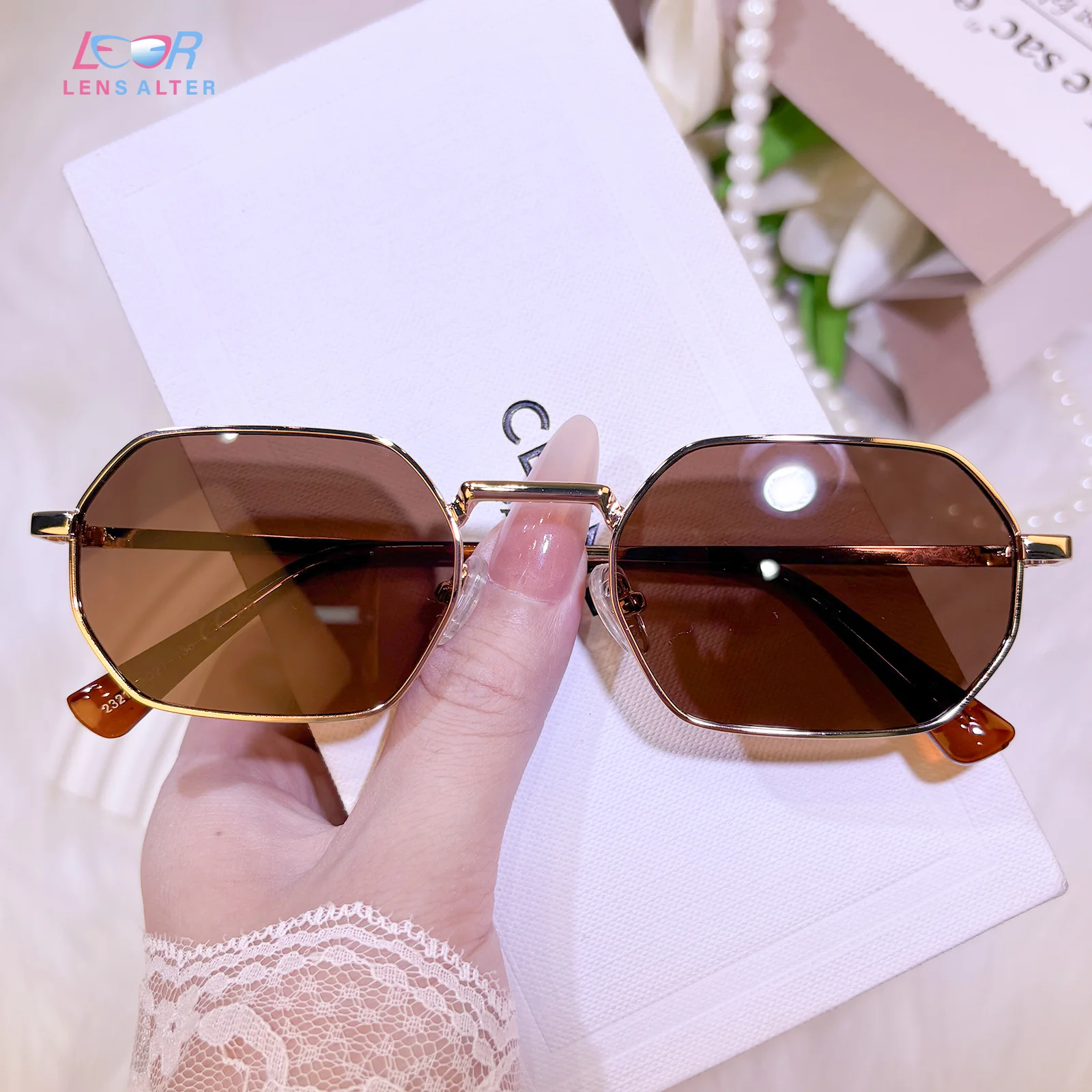 Loren Sunglasses - Image 6