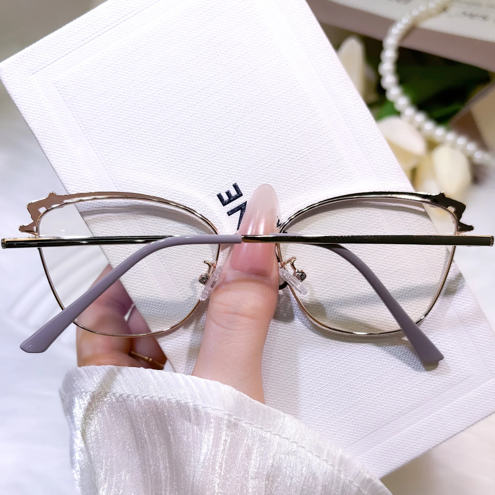 Lottie Eyeglasses - Image 10