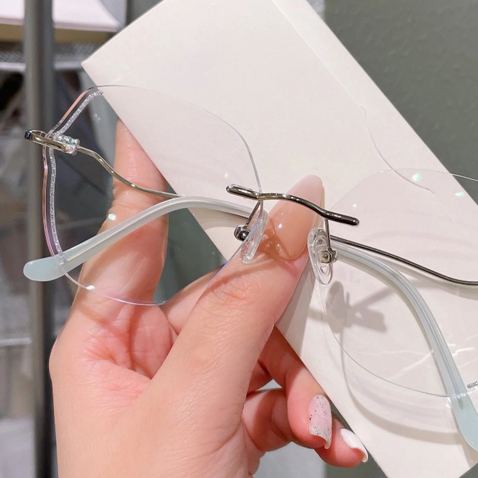 Lumi Eyeglasses - Image 5
