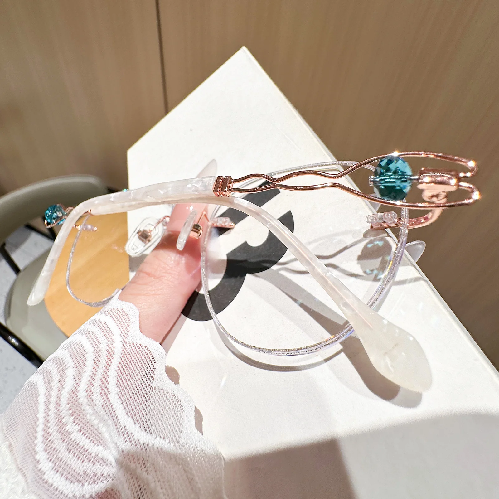 Luna Eyeglasses - Image 5