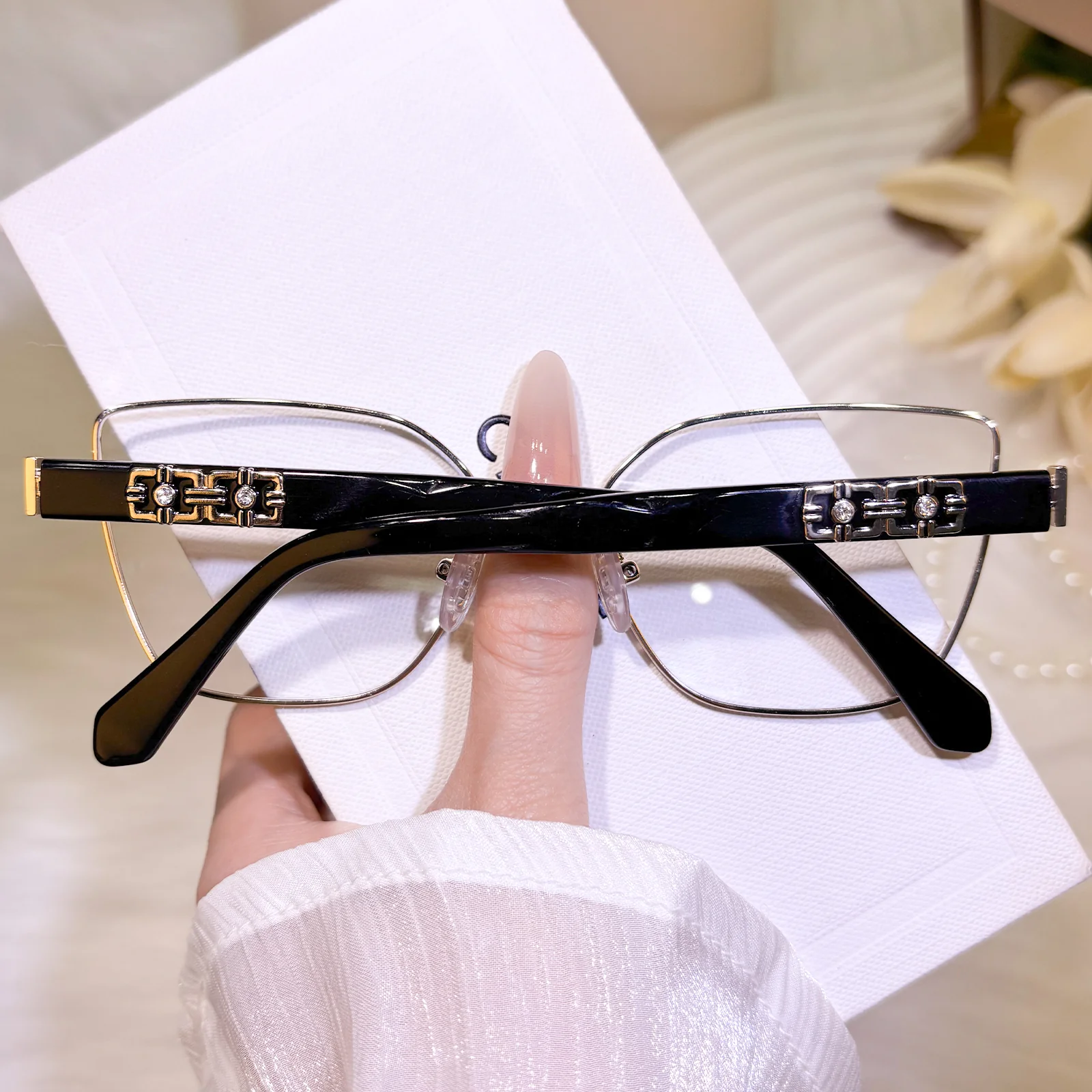 Maren Eyeglasses - Image 4