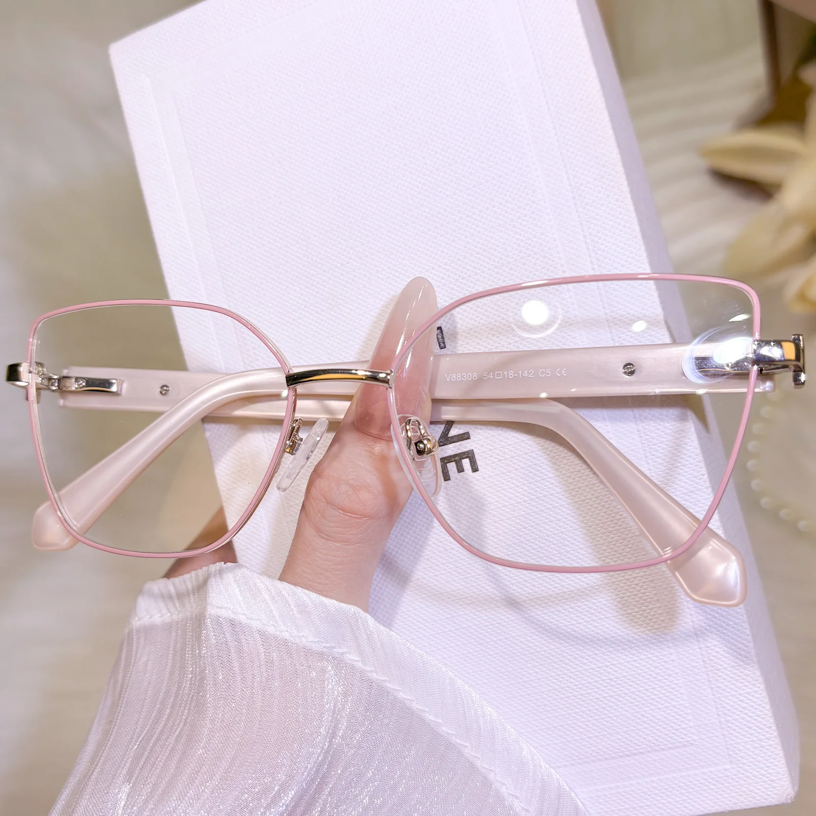 Maren Eyeglasses - Image 9