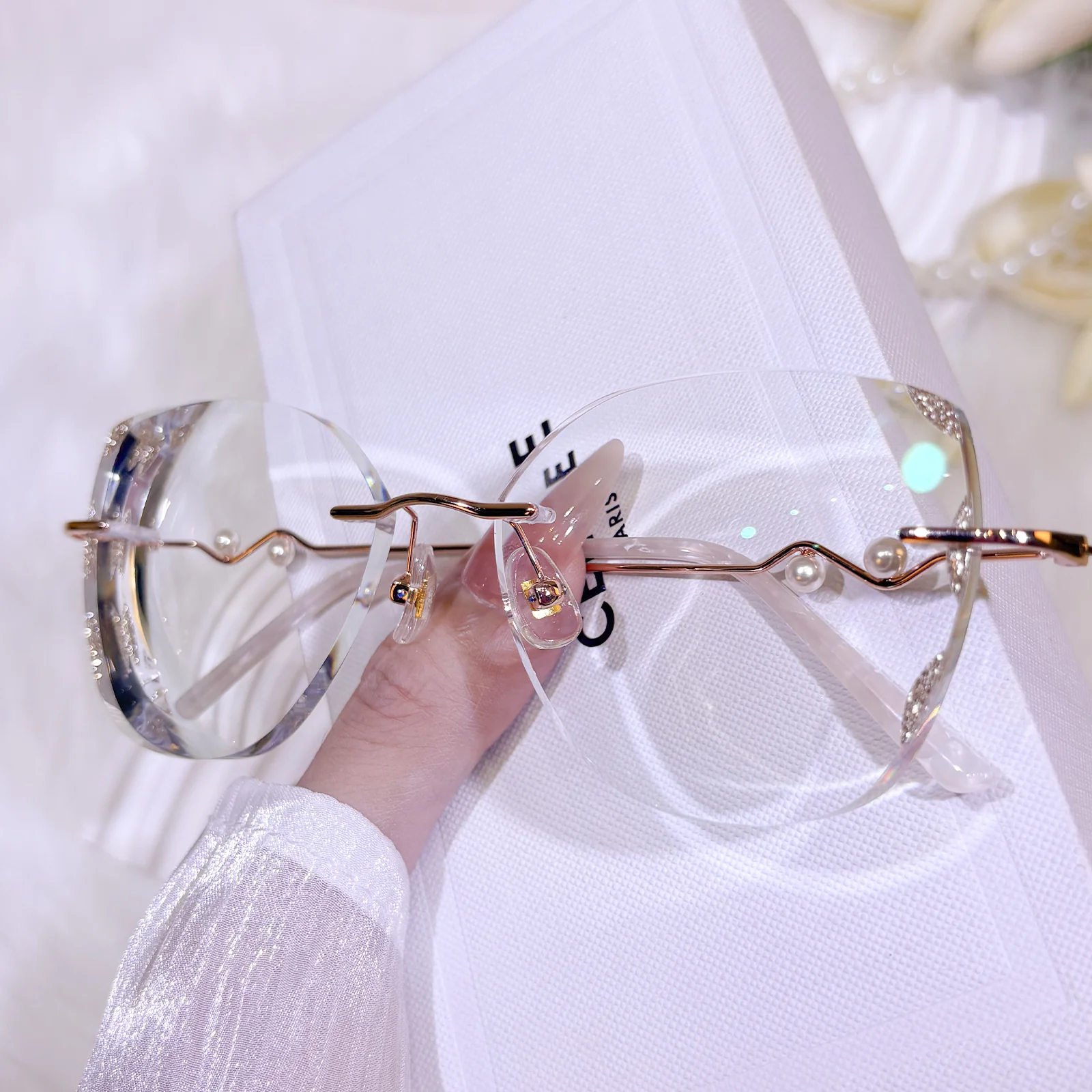 Maven Eyeglasses - Image 10