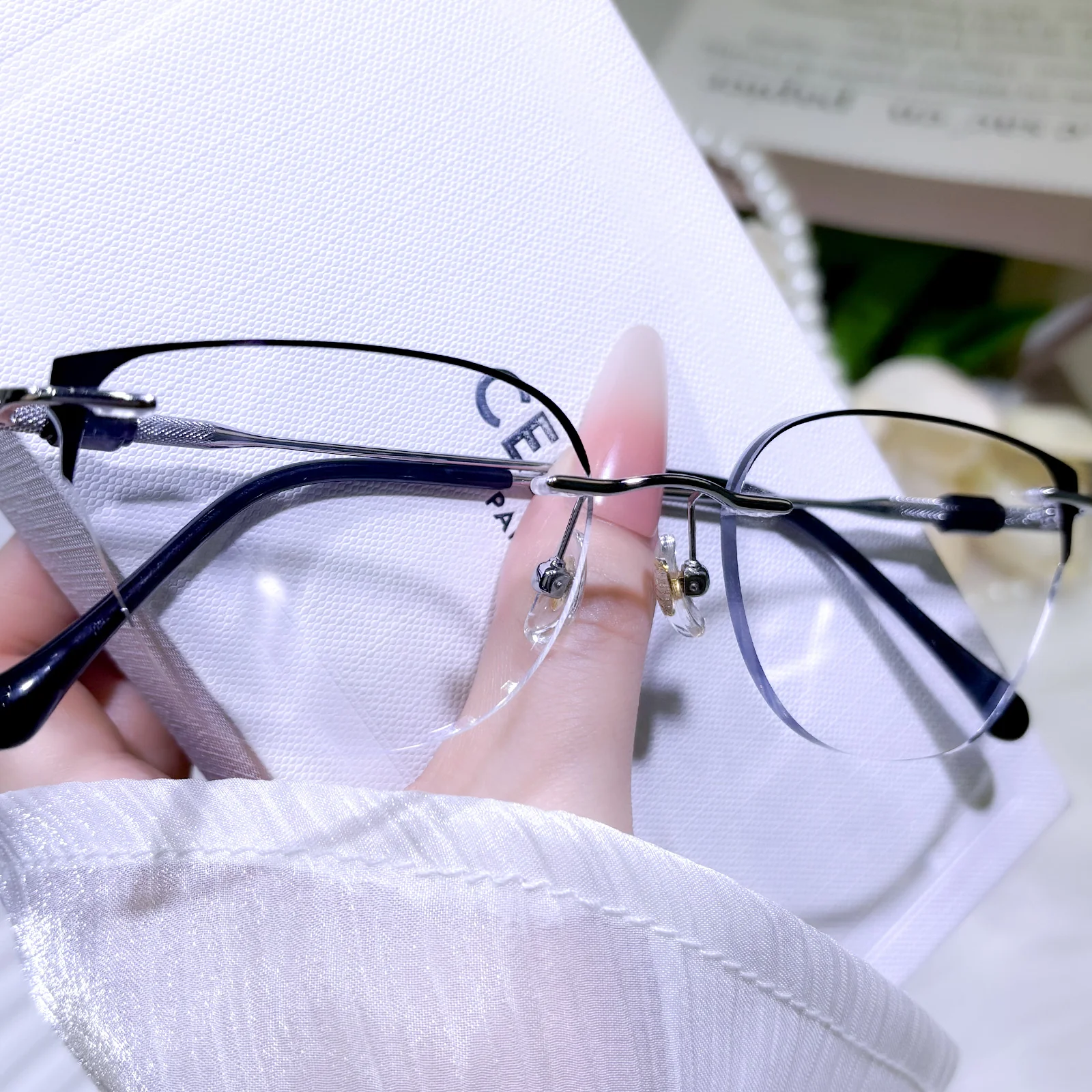 Meadow Eyeglasses - Image 2