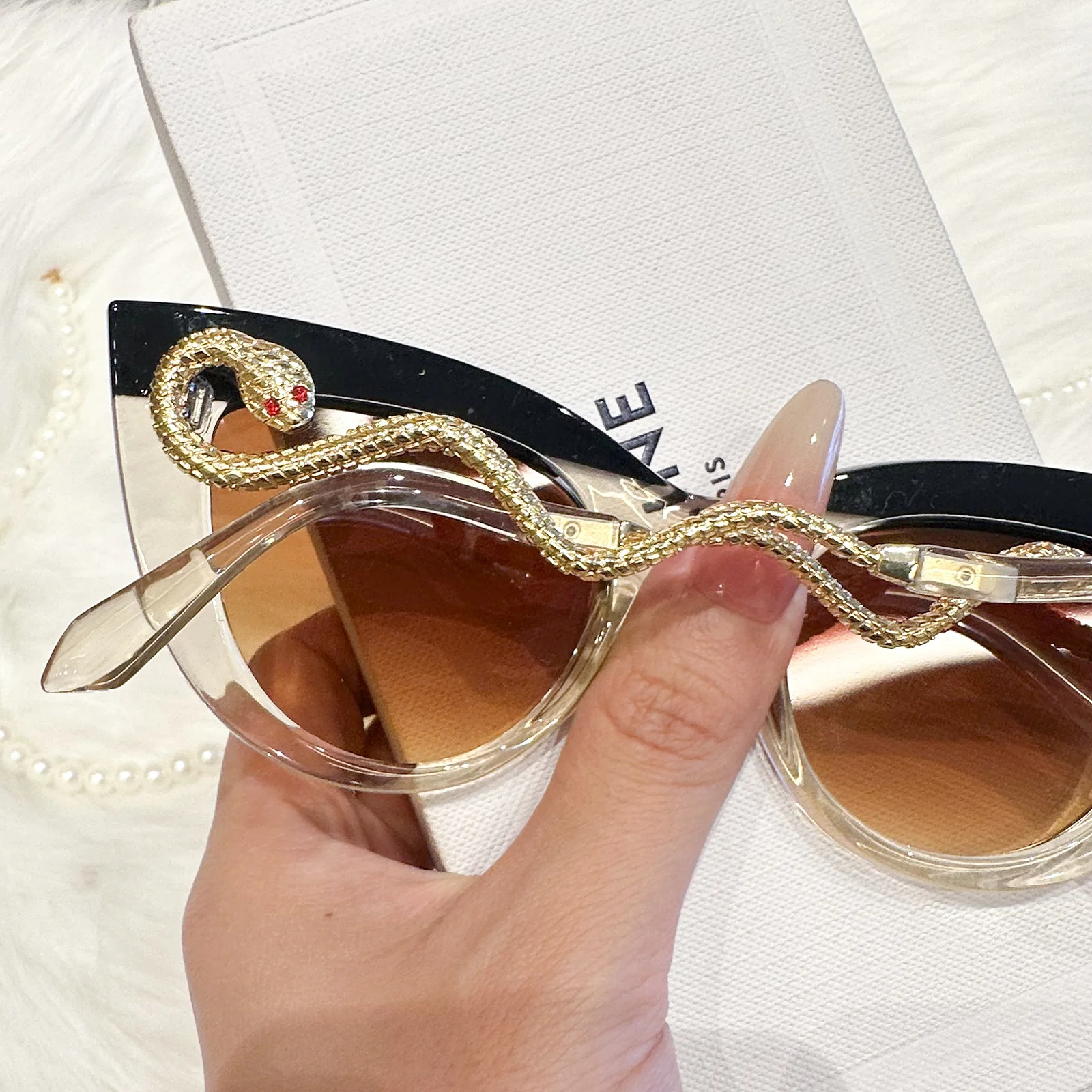 Melantha Sunglasses - Image 3