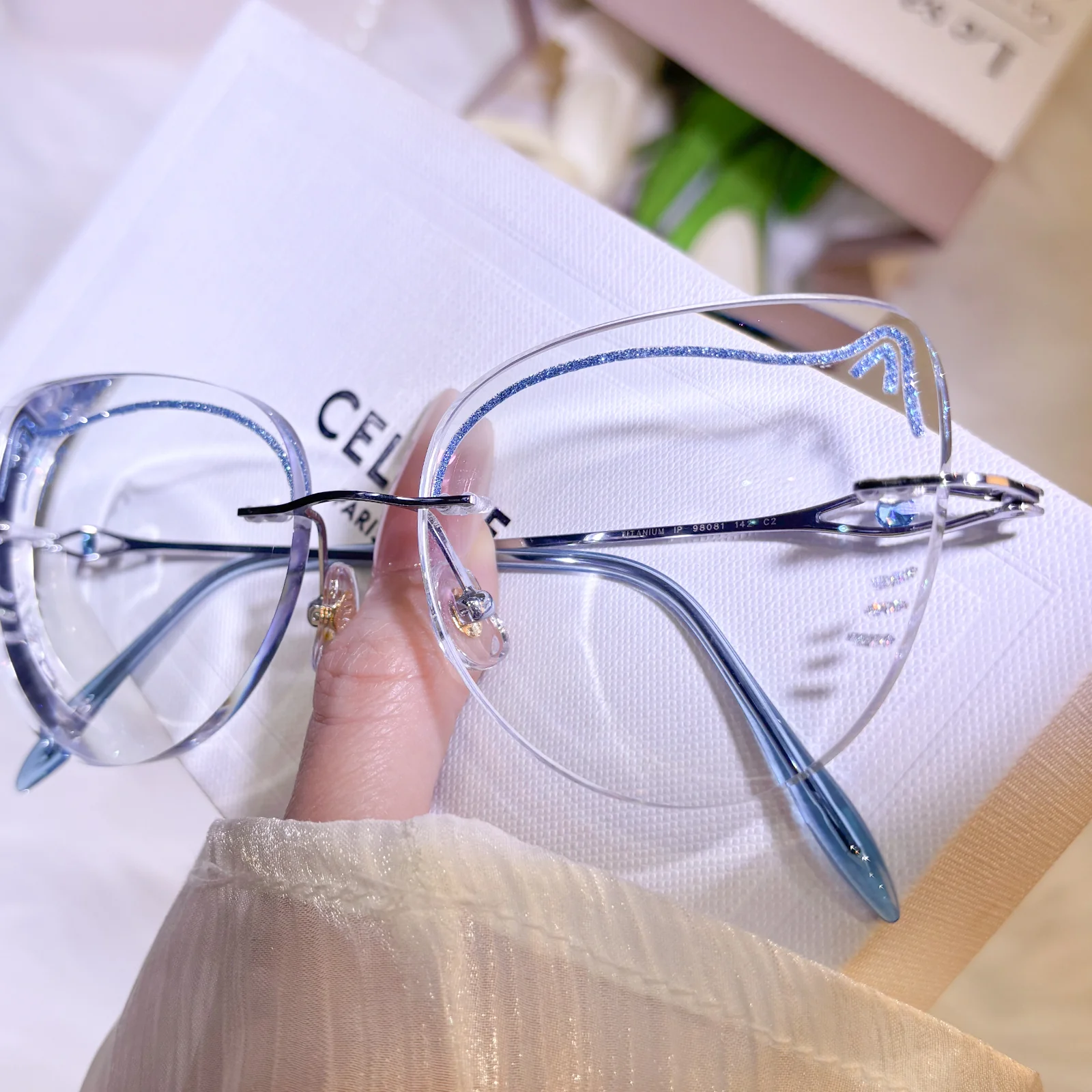 Meow Eyeglasses - Image 31