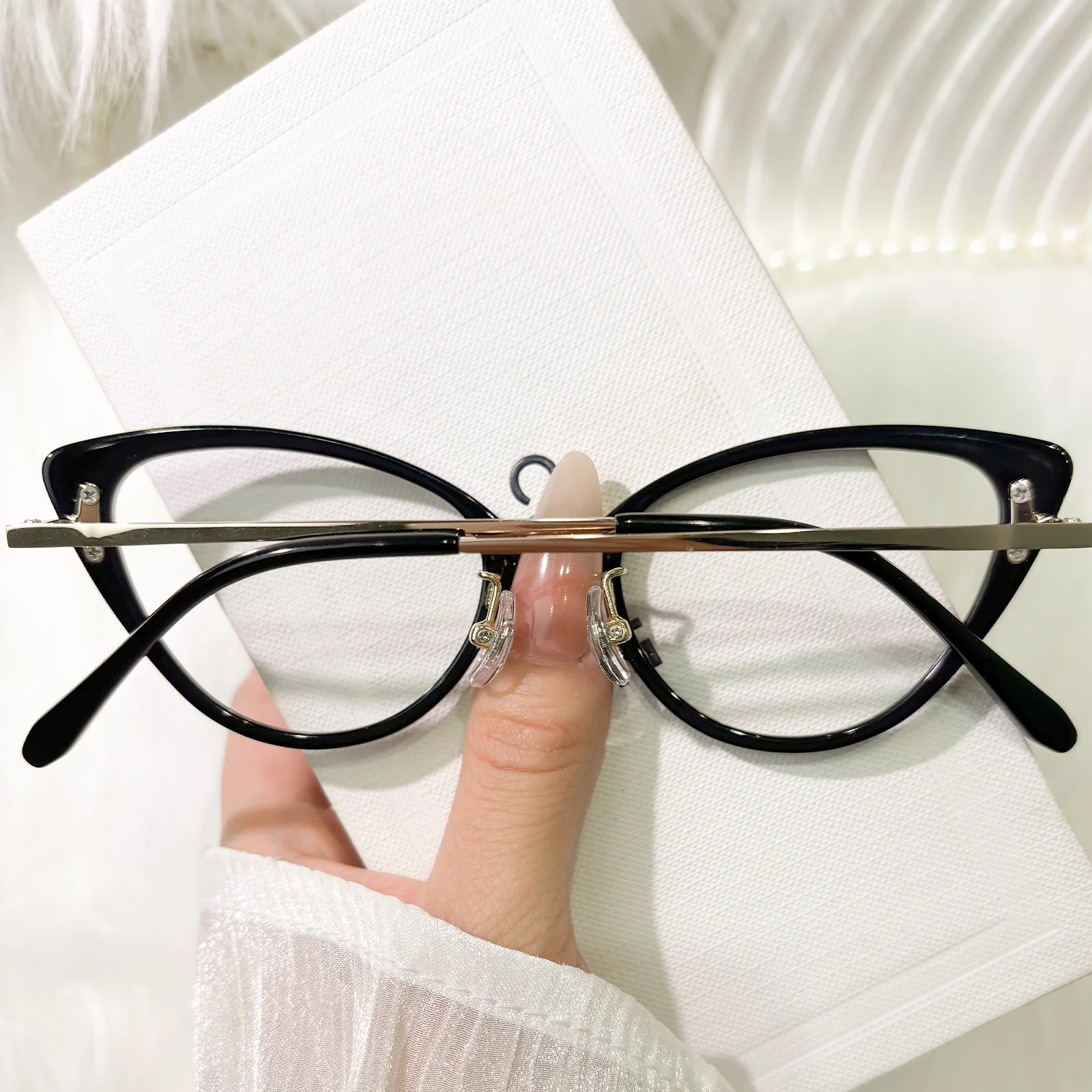 Mew Eyeglasses - Image 5