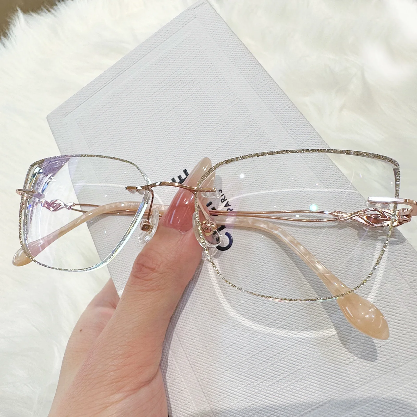 Mitzy Eyeglasses - Image 4