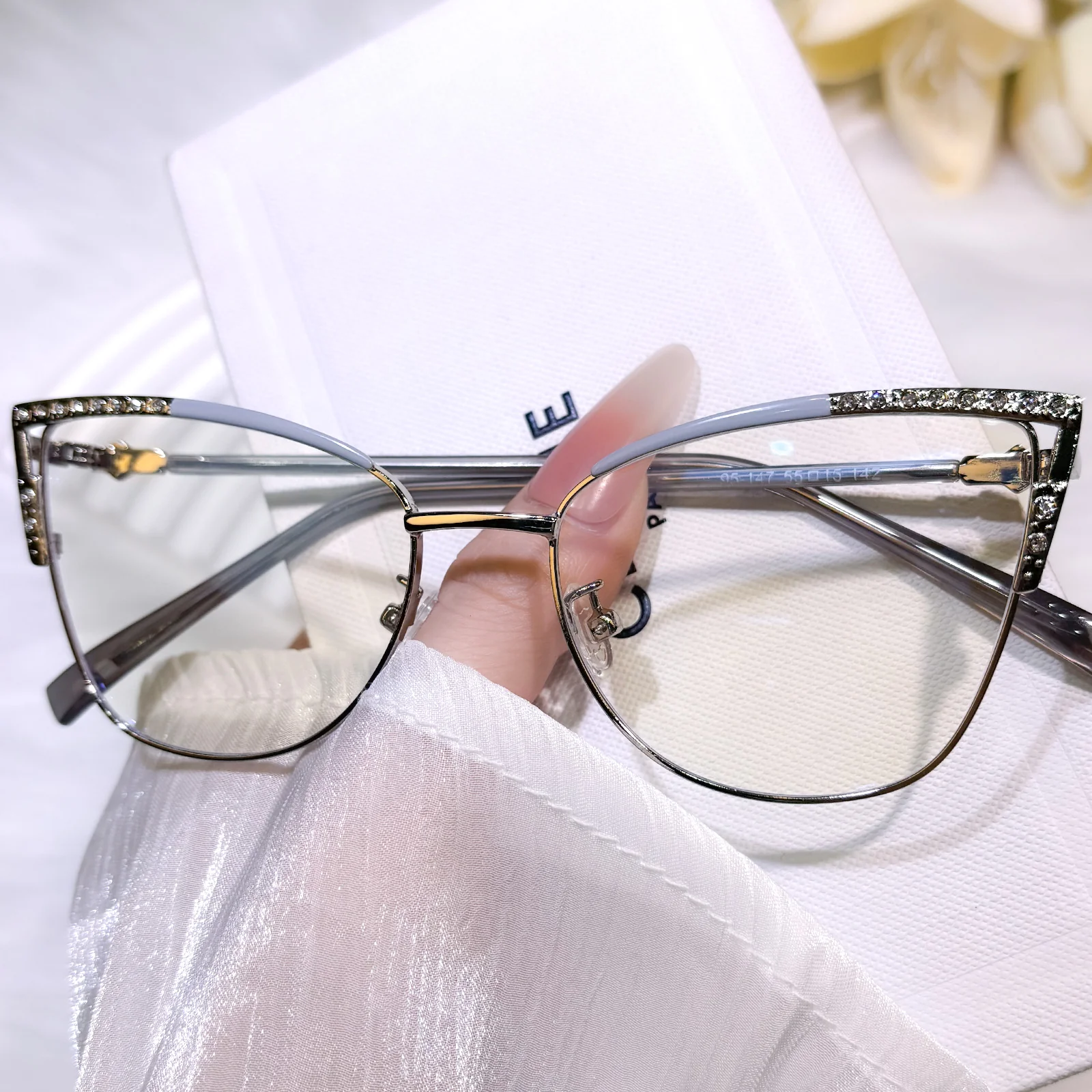Naja Eyeglasses - Image 9