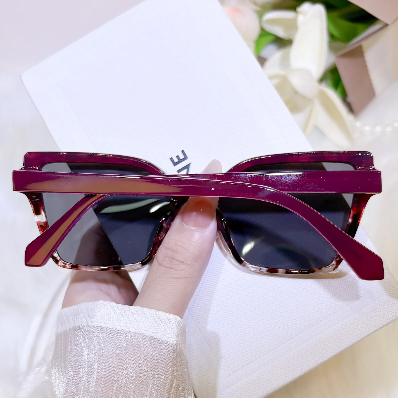 Nevie Sunglasses - Image 10