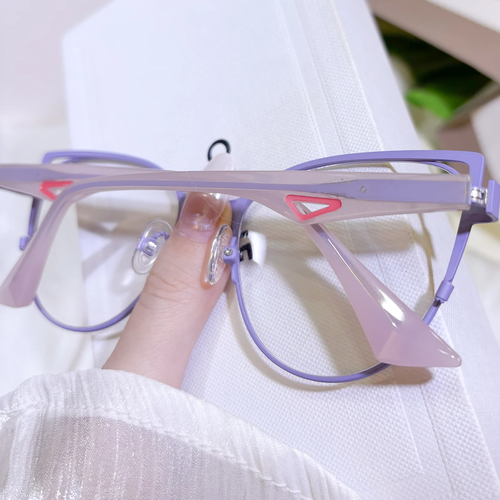 Nola Eyeglasses - Image 5