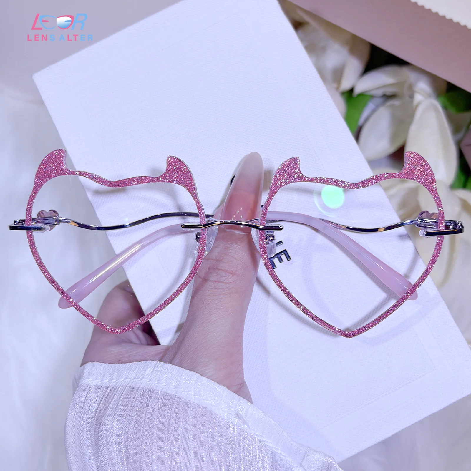 Nox Eyeglasses