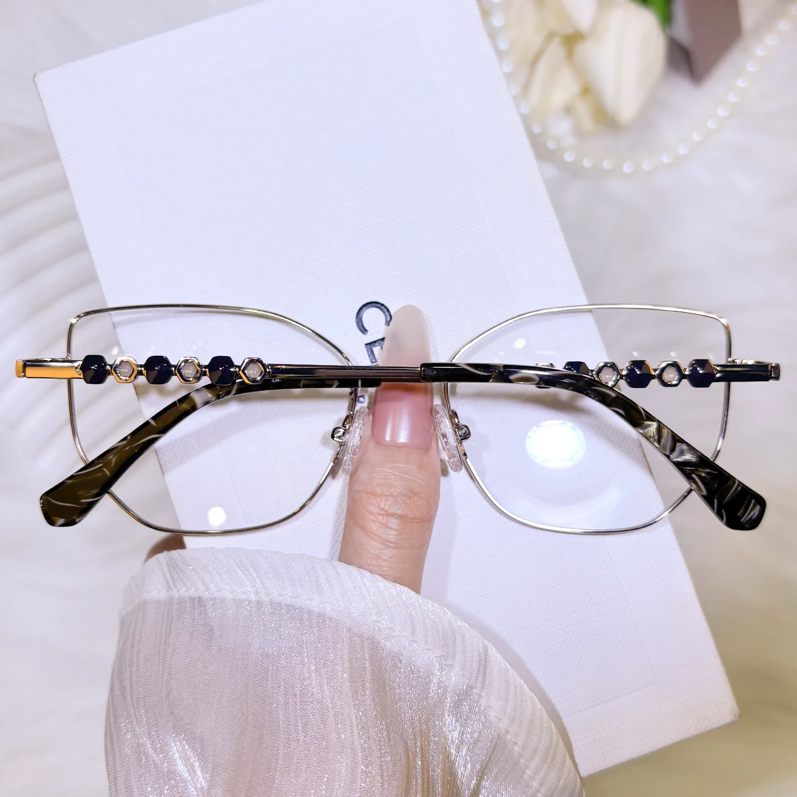 Nyby Eyeglasses - Image 4