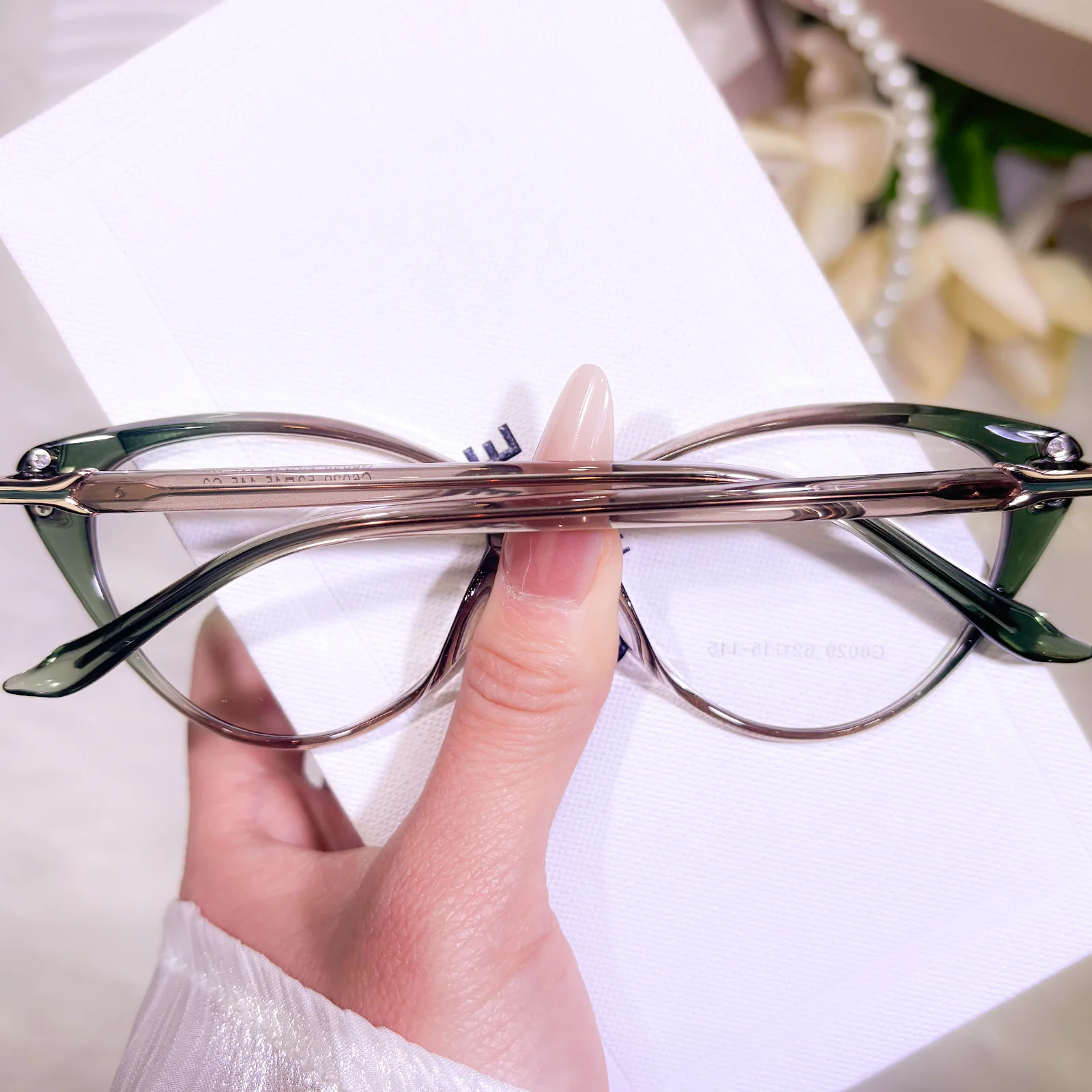 Onyx Eyeglasses - Image 10