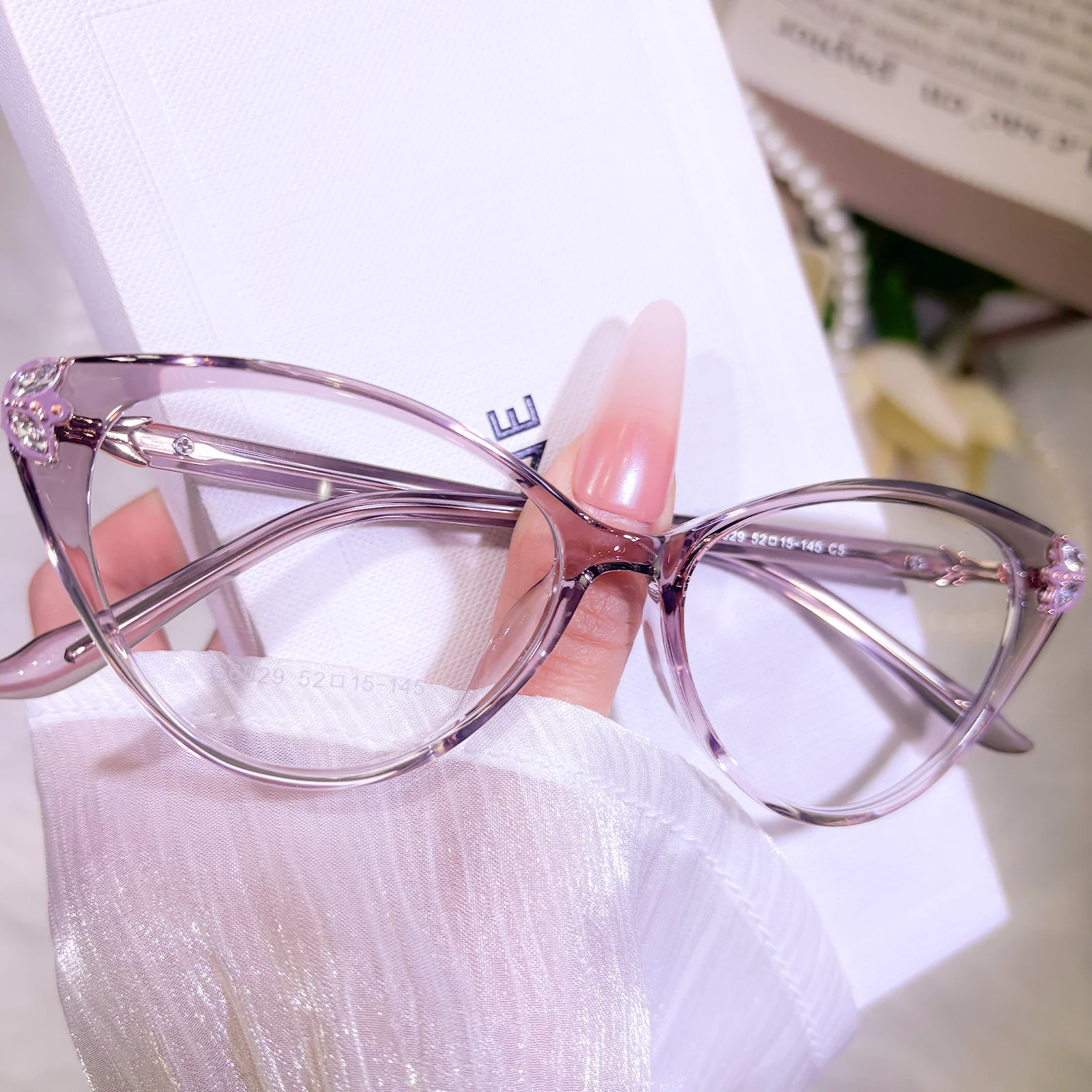 Onyx Eyeglasses - Image 14