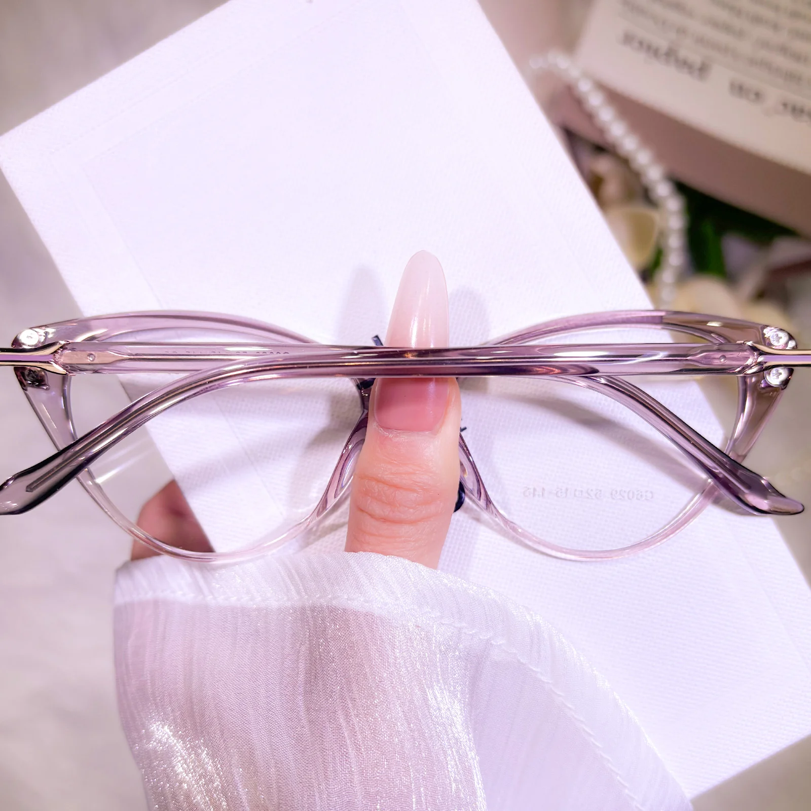 Onyx Eyeglasses - Image 16