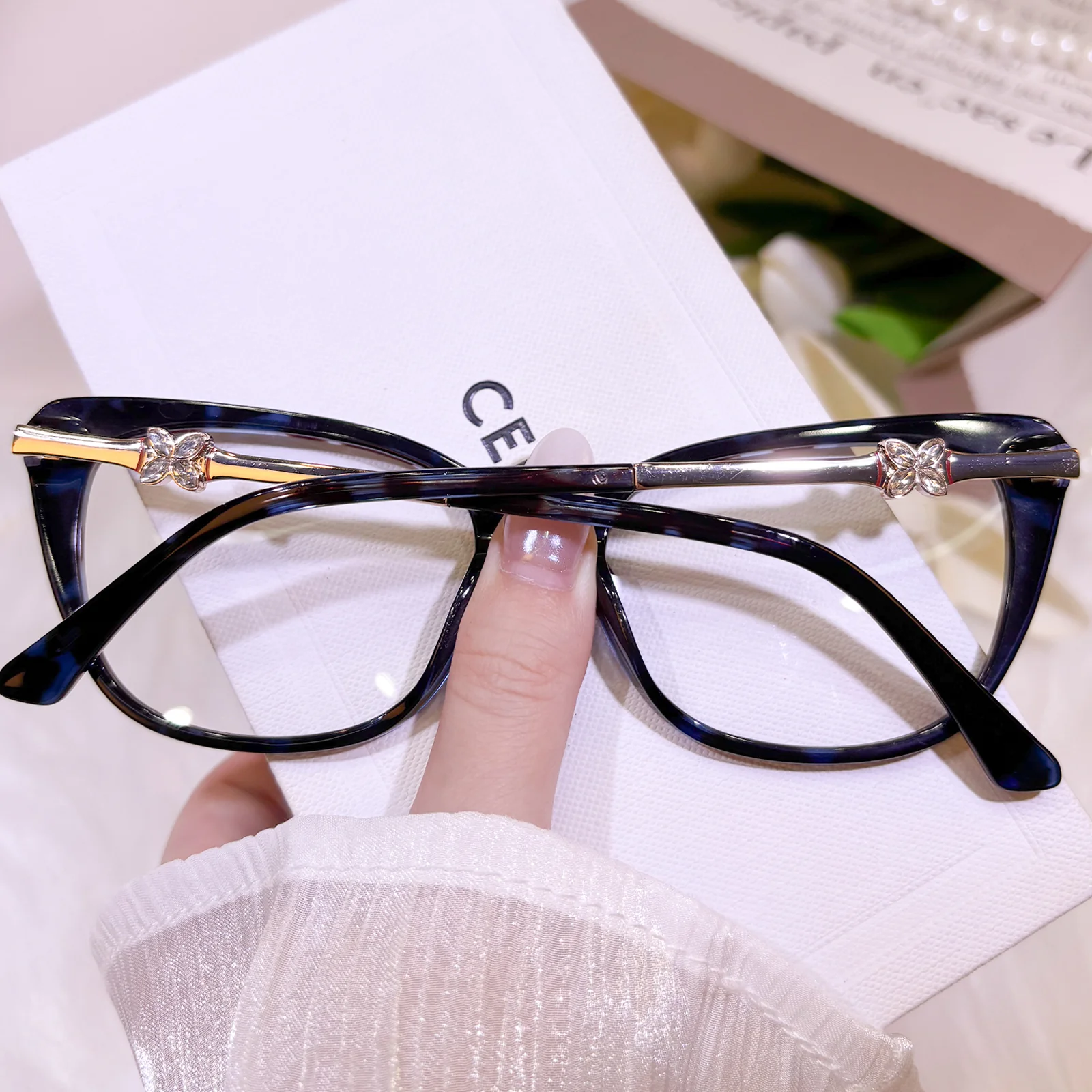 Ophelia Eyeglasses - Image 8
