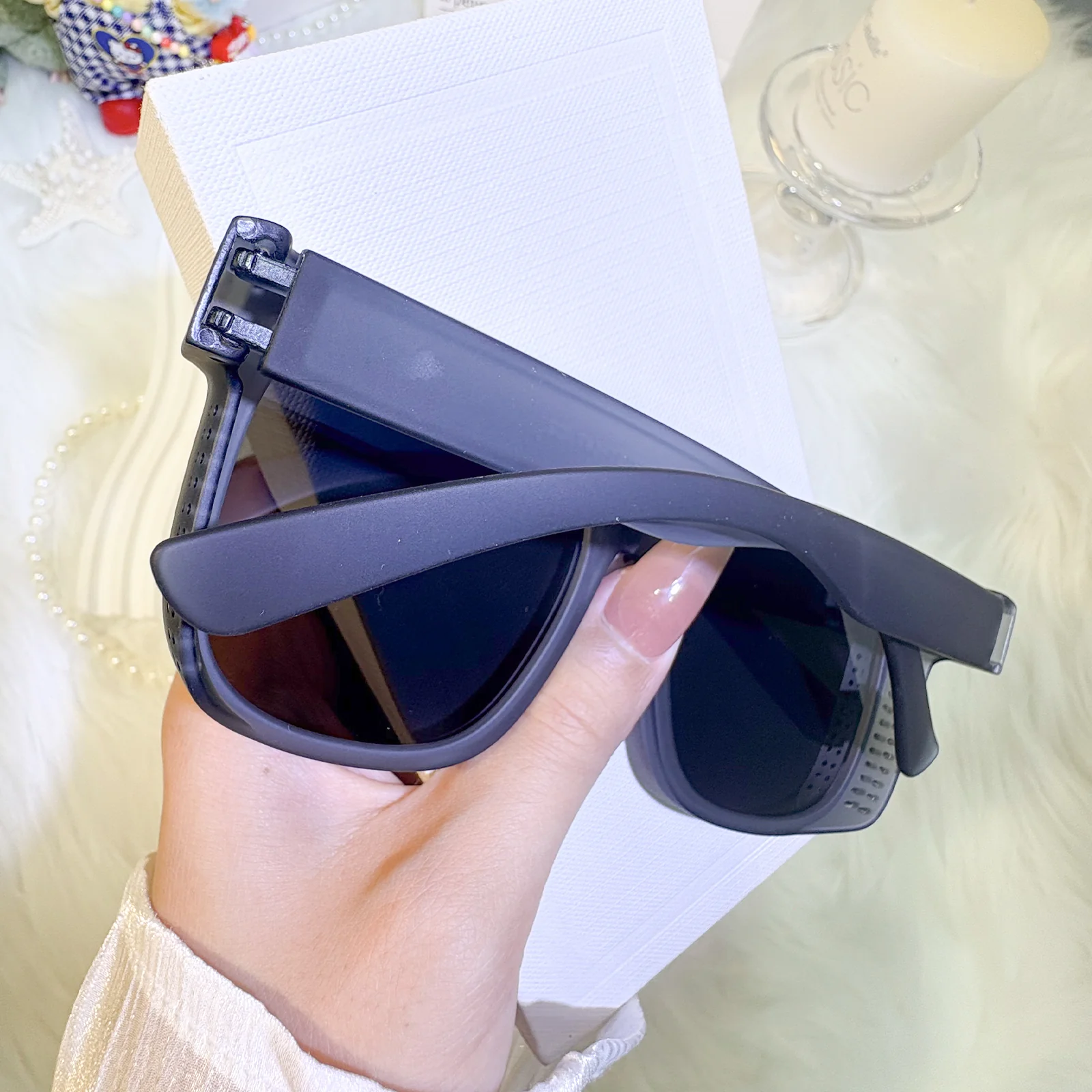 Over-glasses sunglasses - Image 4