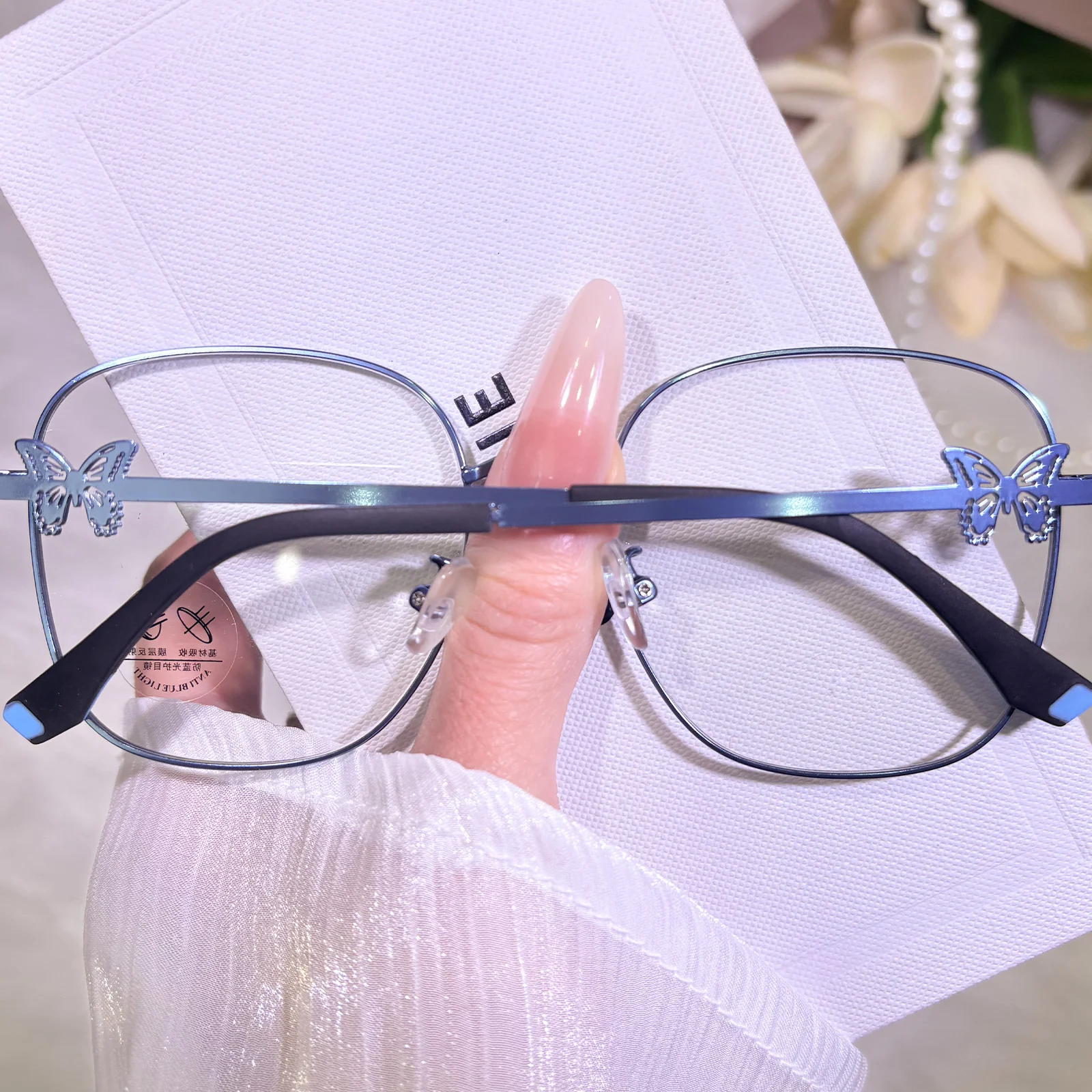 Papillon Eyeglasses - Image 23