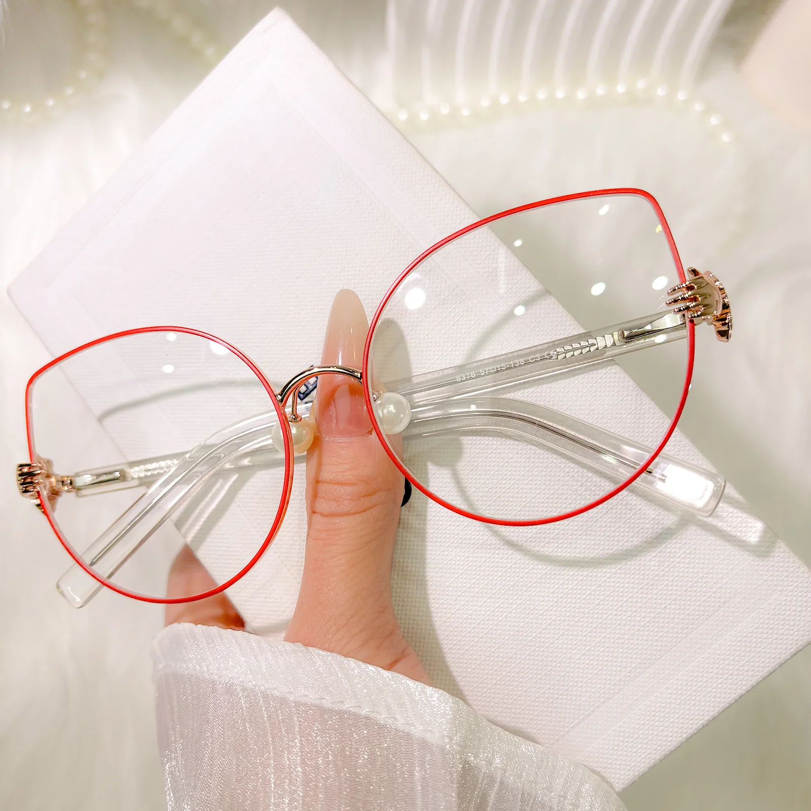 Perla Eyeglasses - Image 2