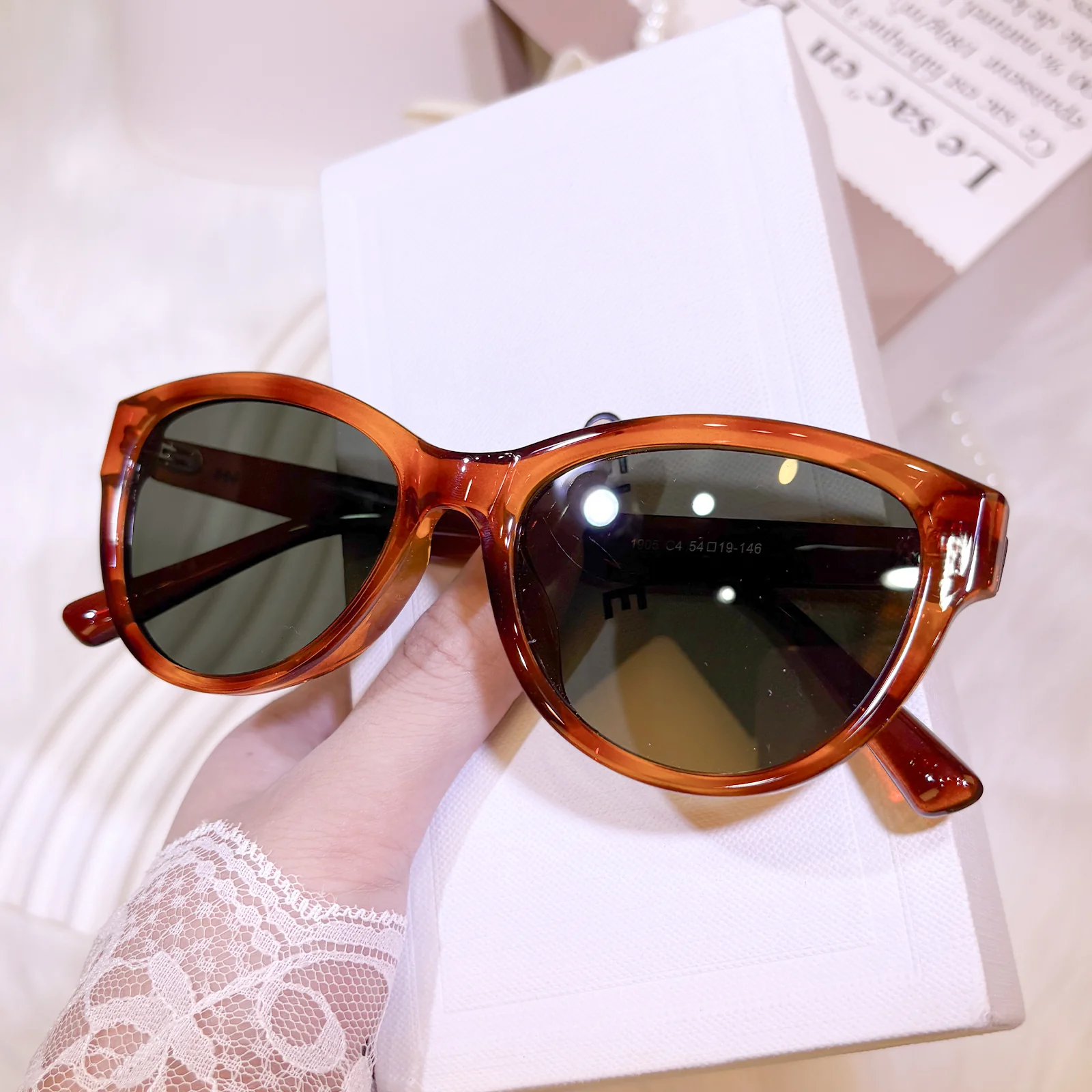 Poppy sunglasses - Image 8