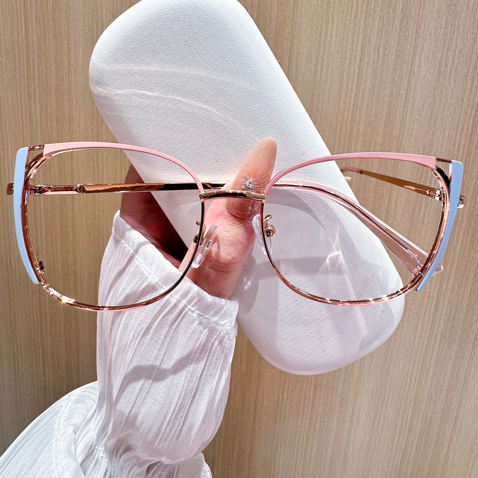 Regan Eyeglasses - Image 11