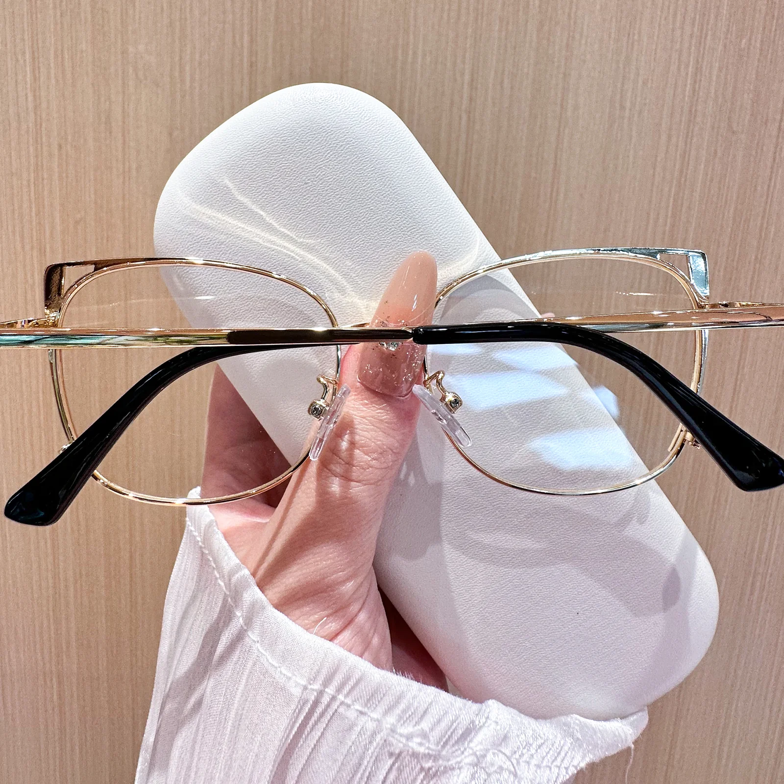 Regan Eyeglasses - Image 9