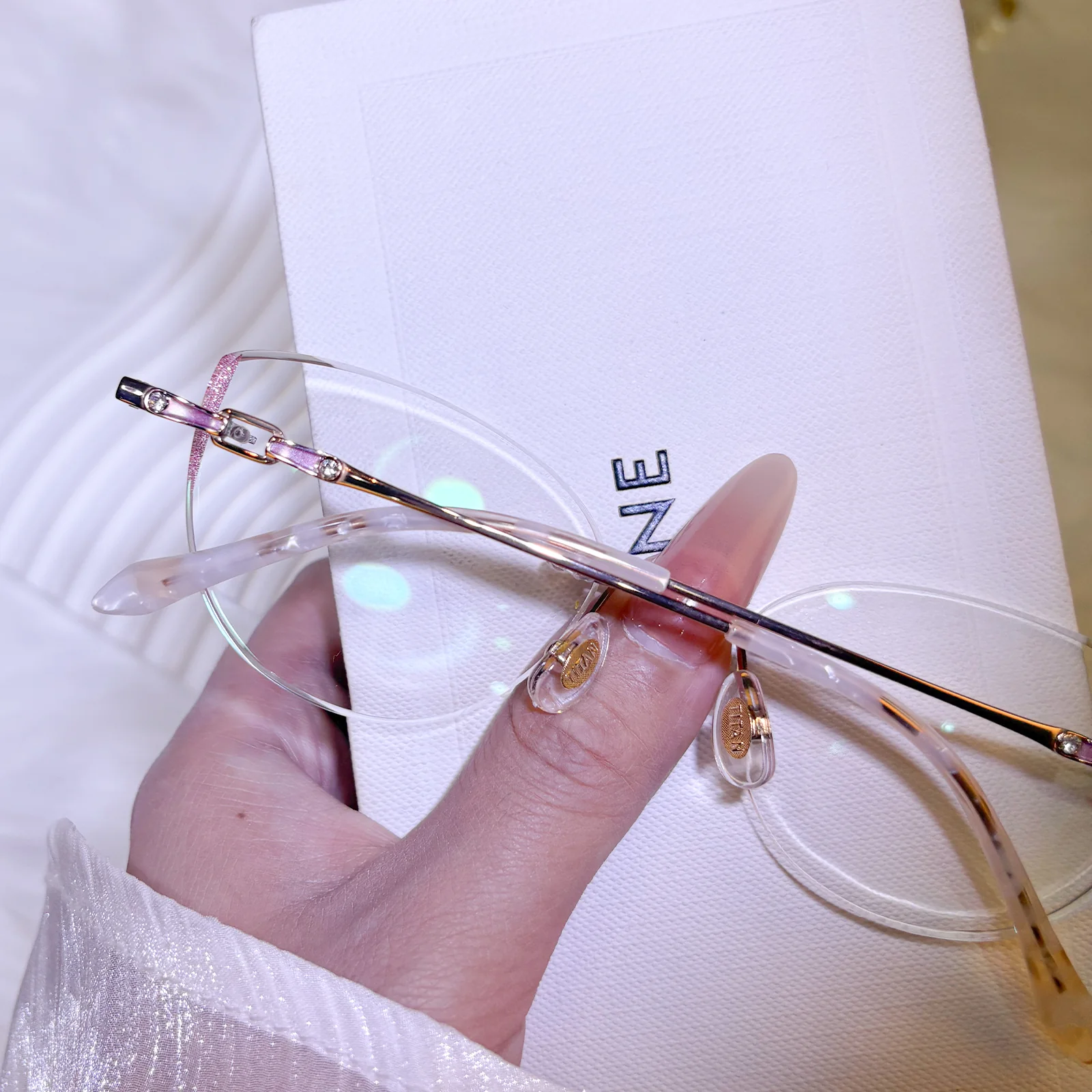 Reina Eyeglasses - Image 5