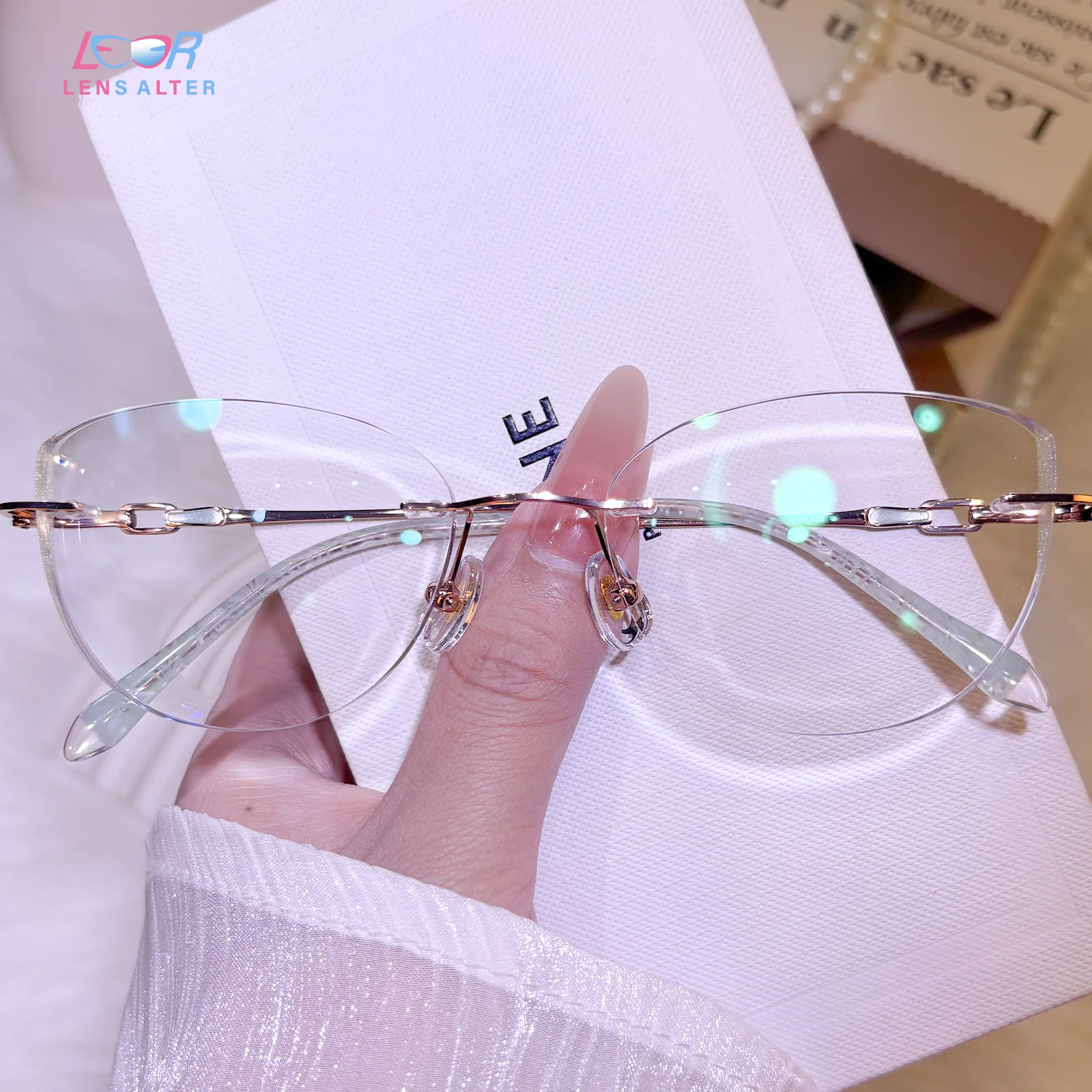Reina Eyeglasses - Image 7