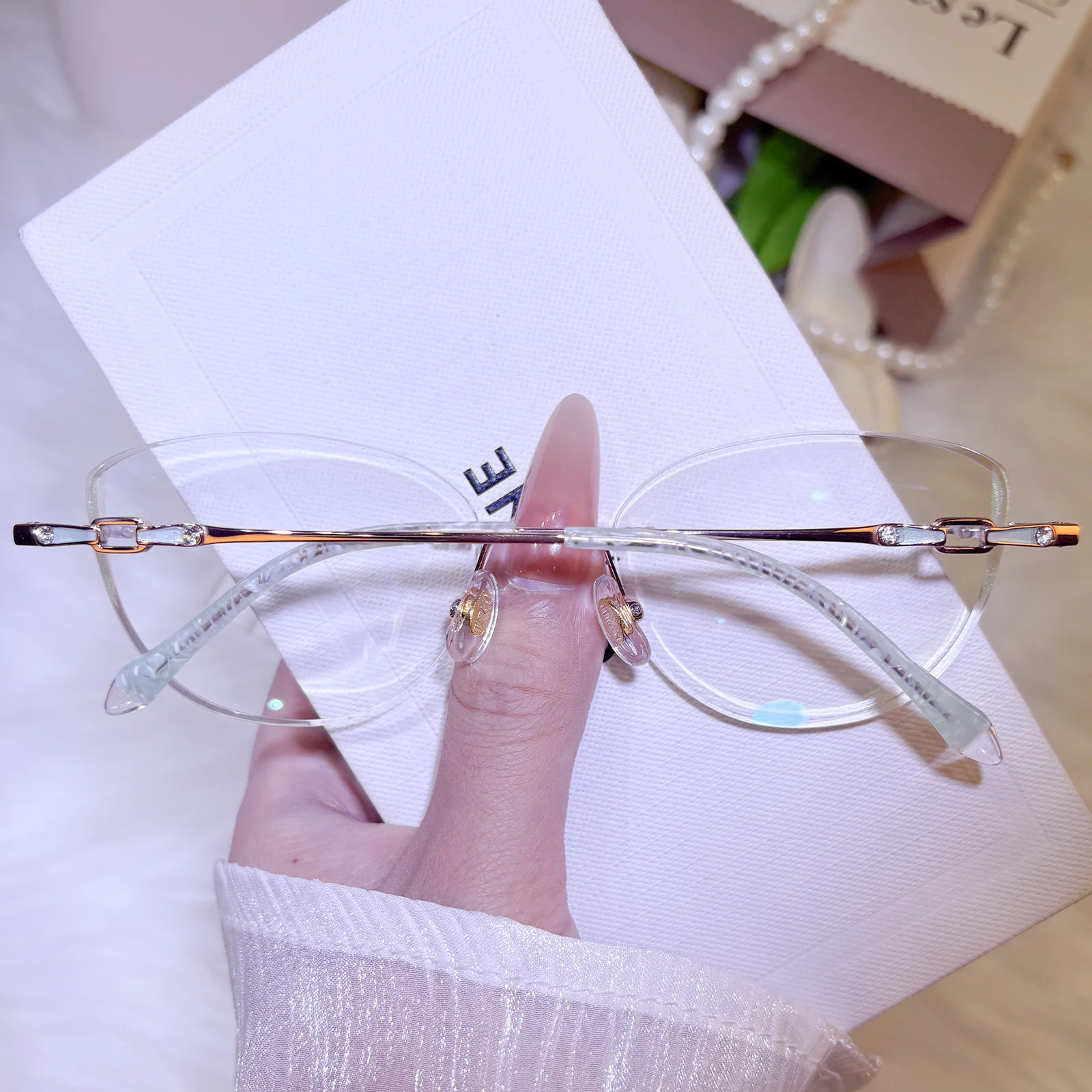 Reina Eyeglasses - Image 9