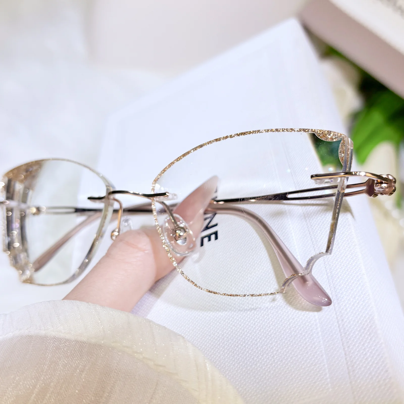 Reyna Eyeglasses - Image 12
