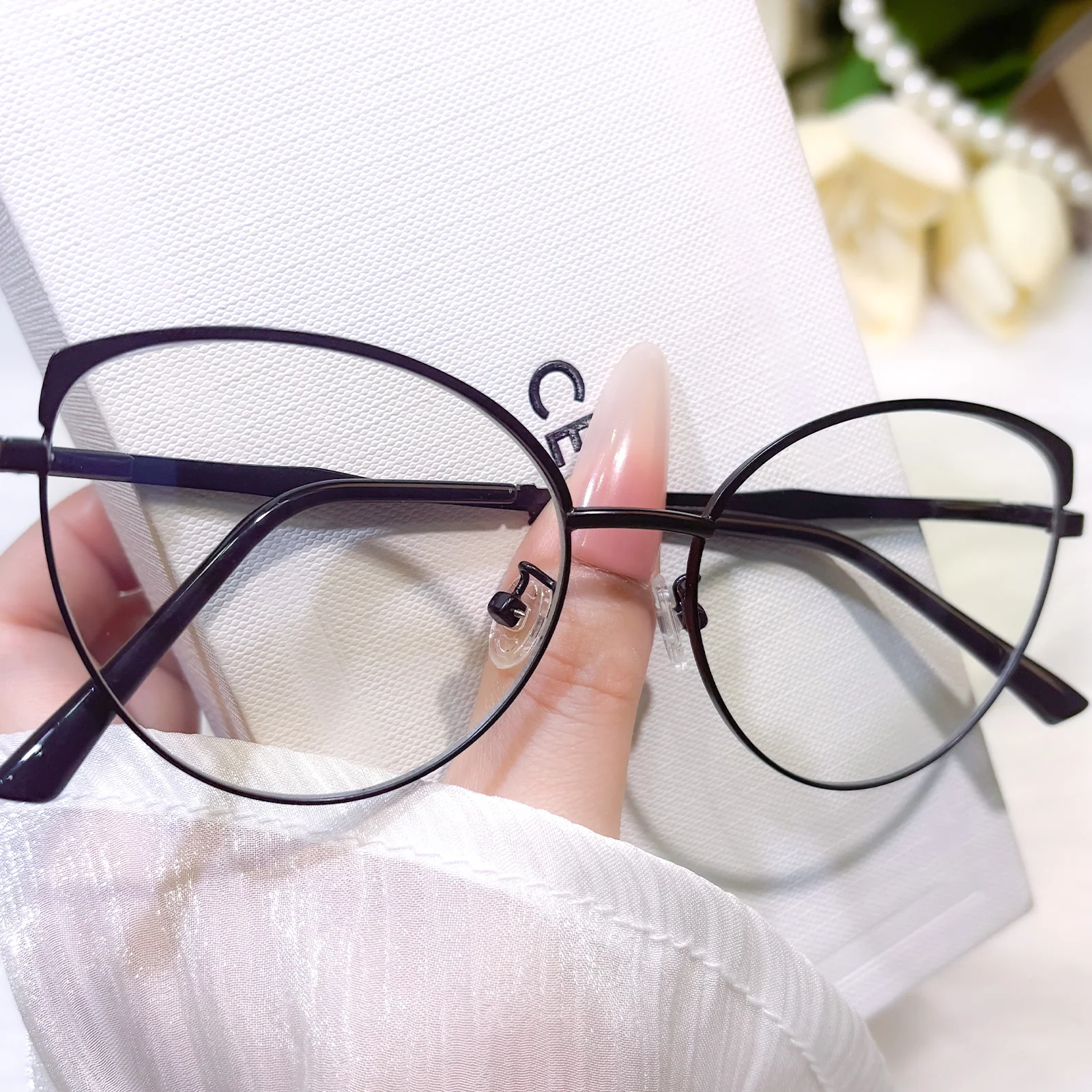 Rinn Eyeglasses - Image 2
