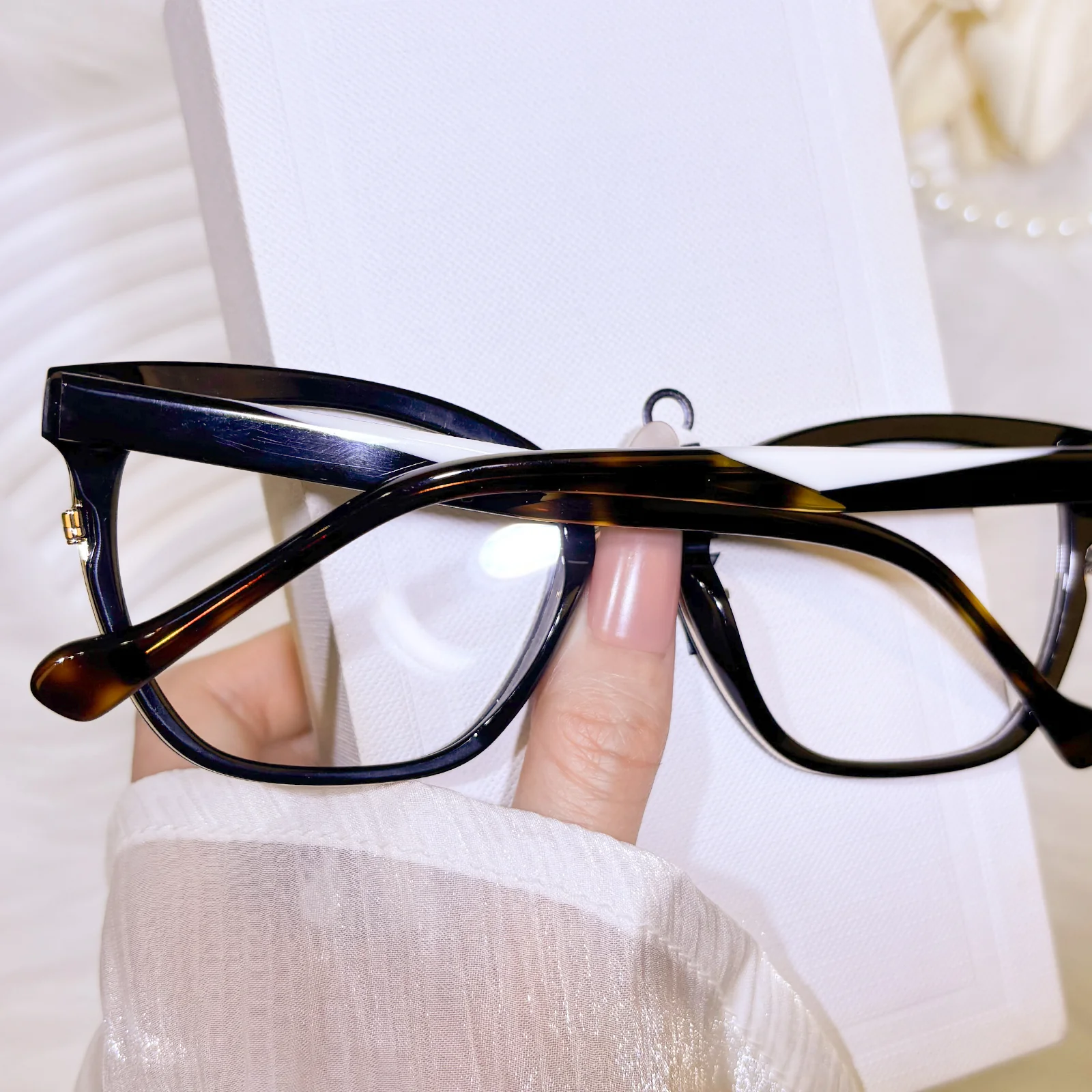 Robyn Eyeglasses - Image 5