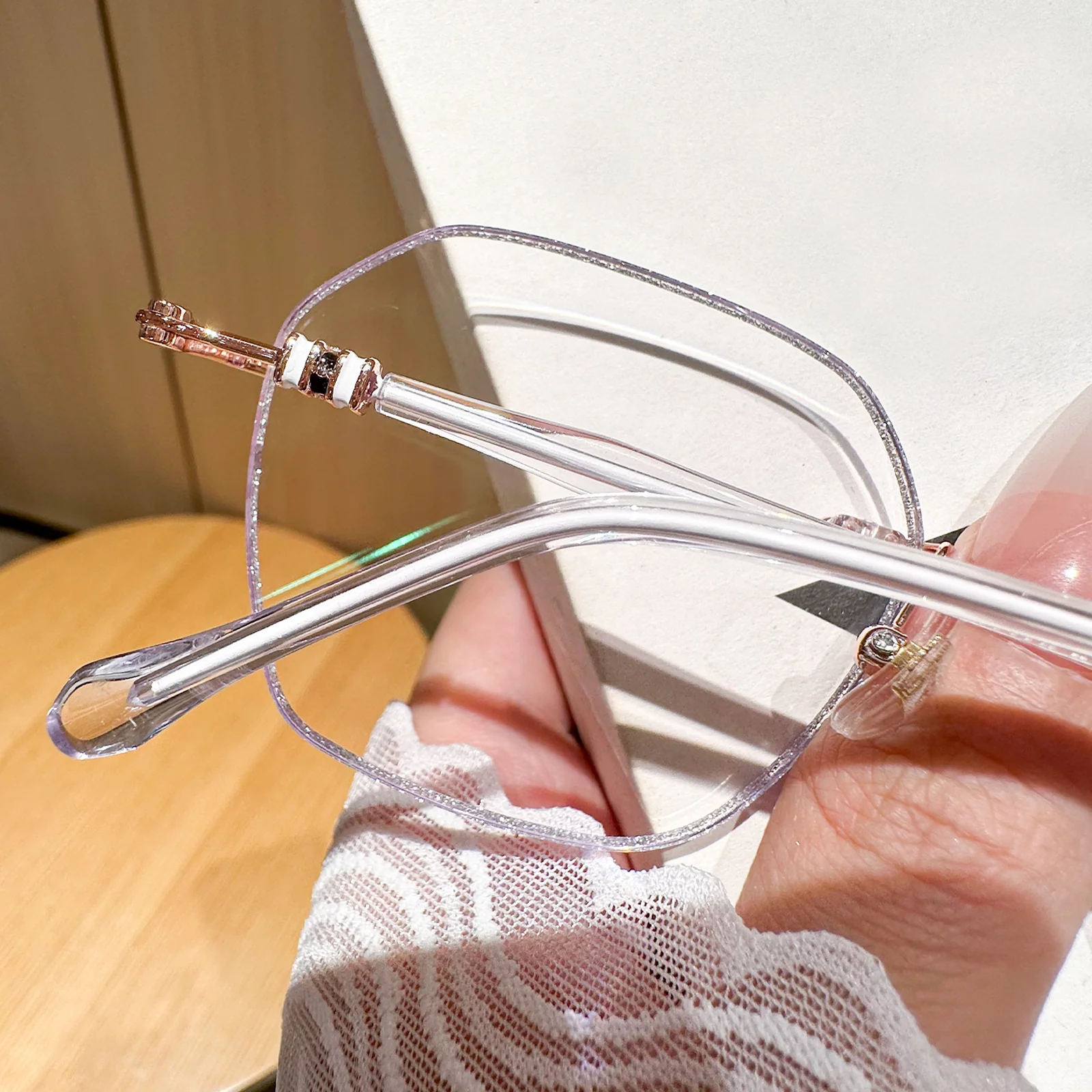 Ronni Eyeglasses - Image 7