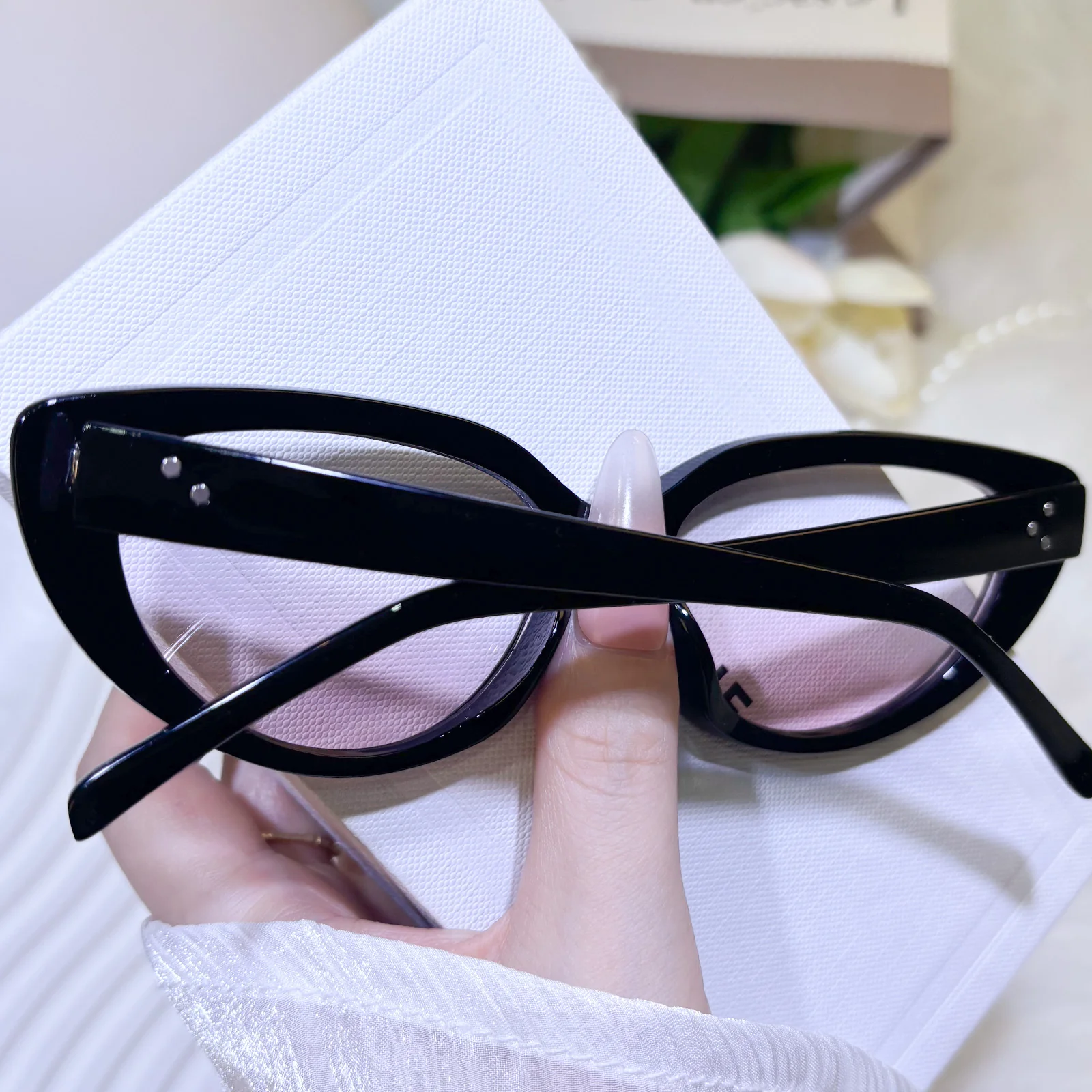 Sami Eyeglasses - Image 5