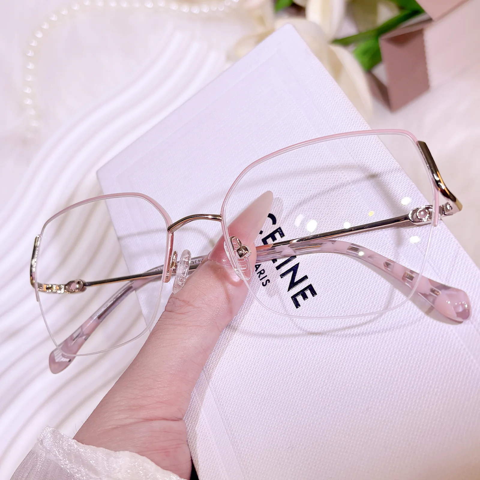 Saniya Eyeglasses - Image 3